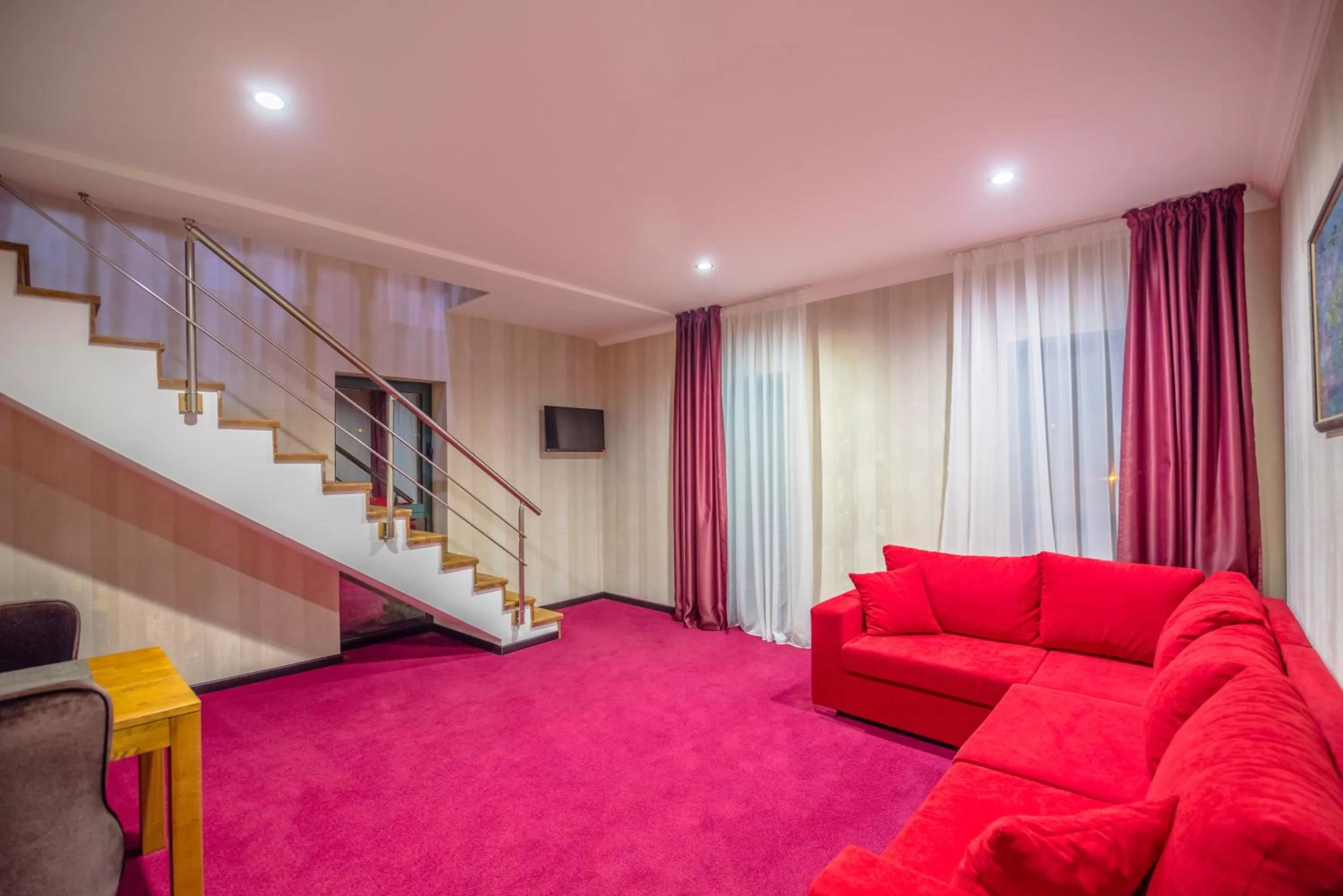 Bed in Kopala Tskneti Hotel