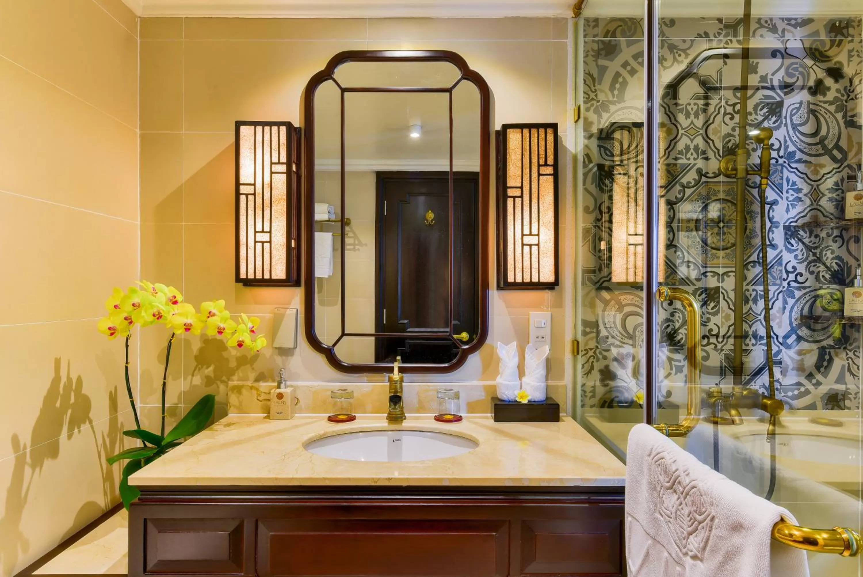 Shower in Laluna Hoi An Riverside Hotel & Spa