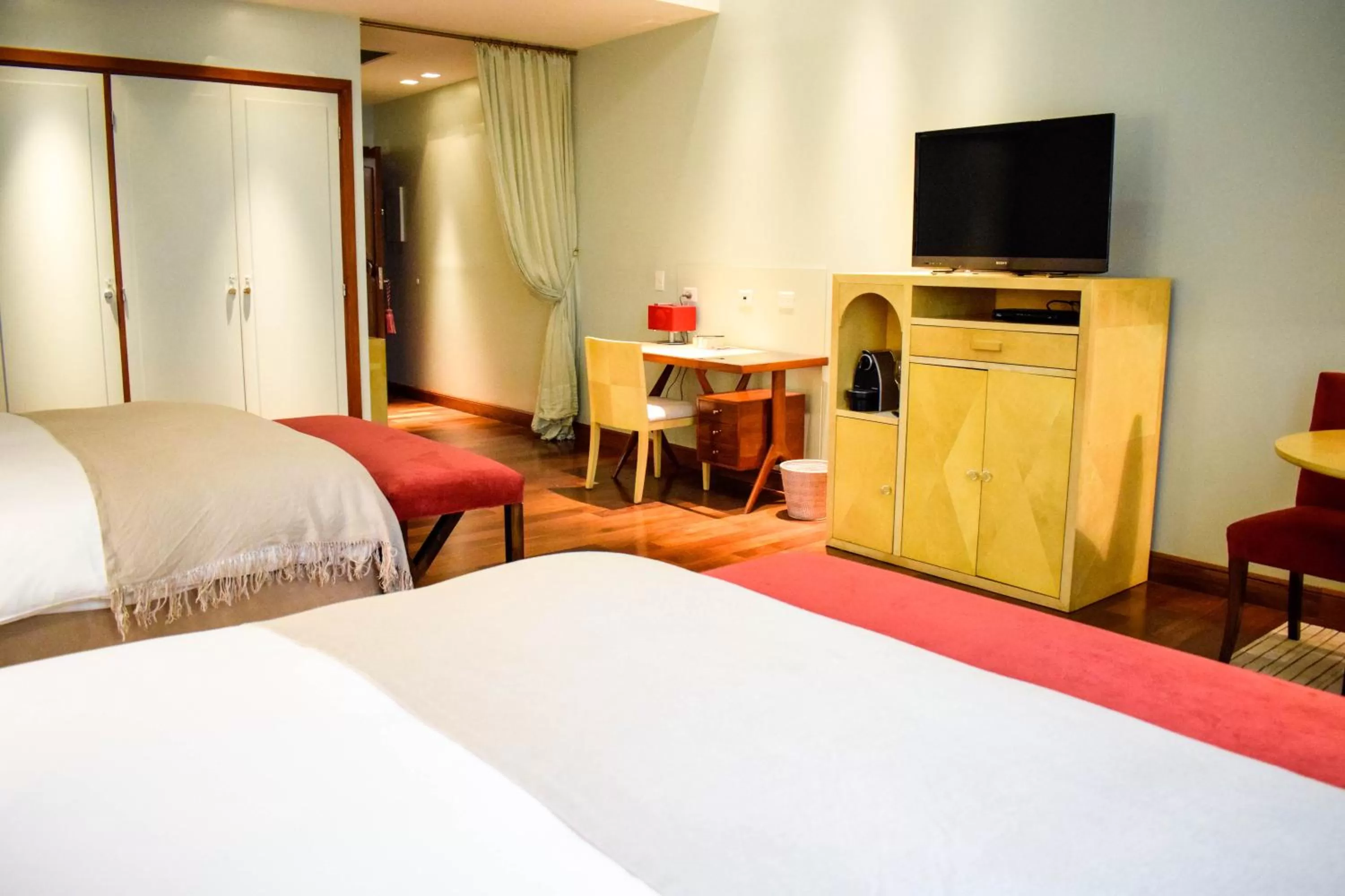 Bedroom, Bed in Hub Porteño