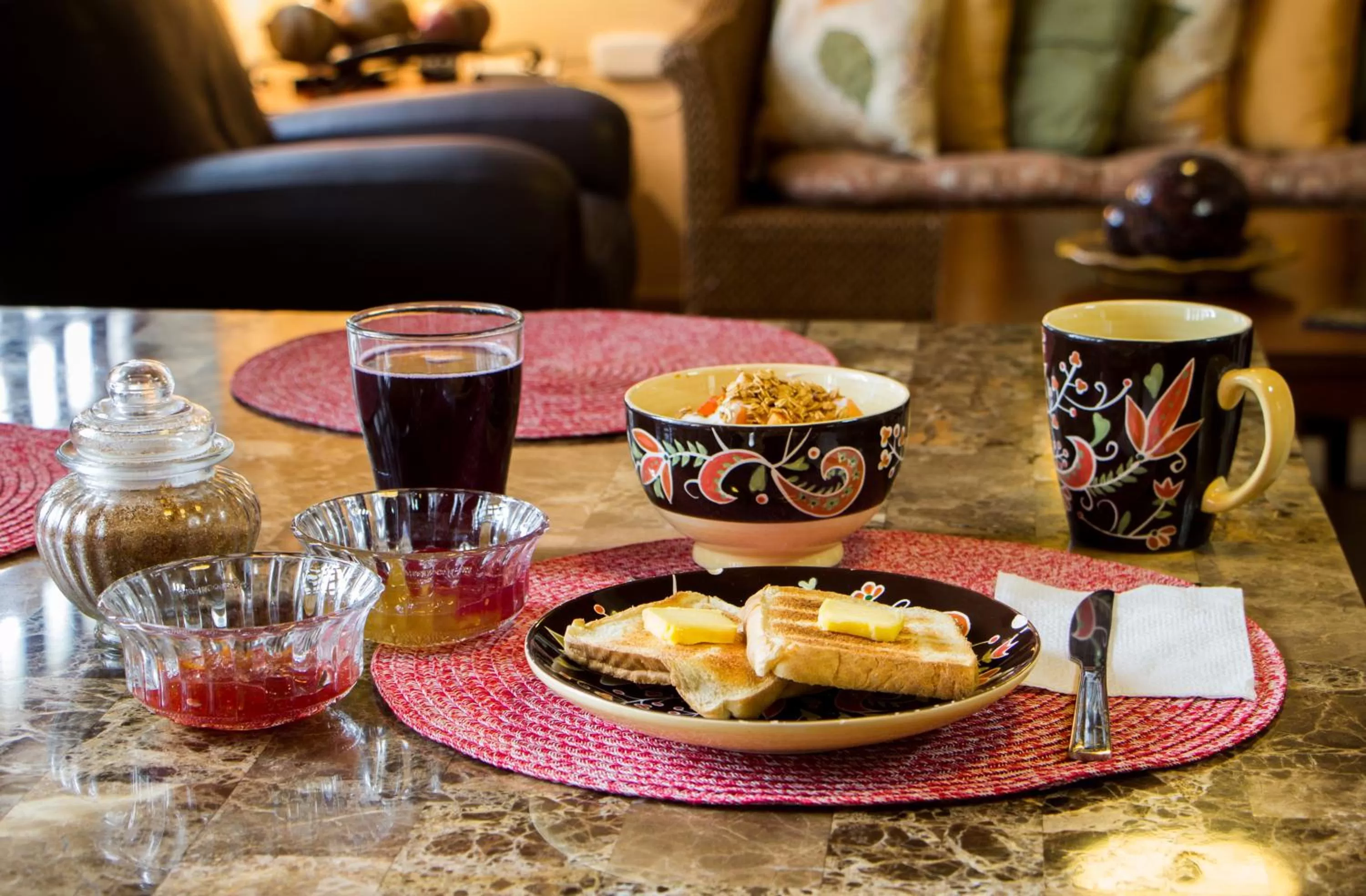 Breakfast in Bed and Breakfast Pecarí