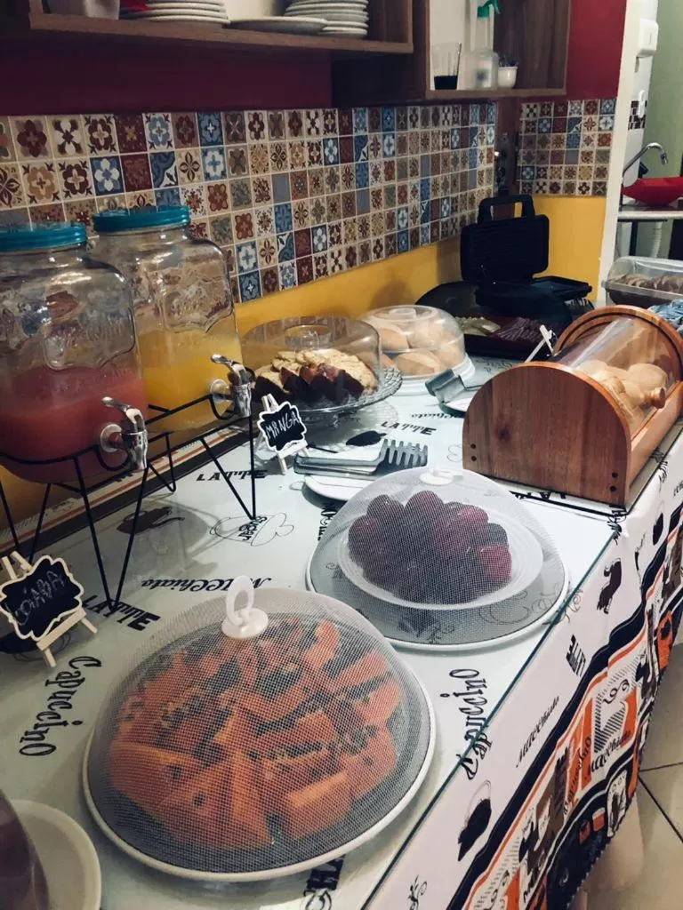 Restaurant/Places to Eat in Pousada Córdoba Cabo Frio