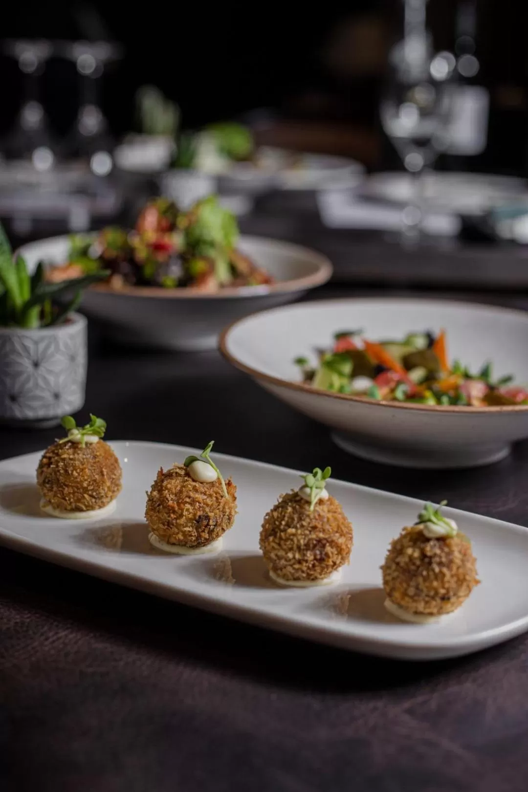 Restaurant/places to eat in Royalty Hotel Athens