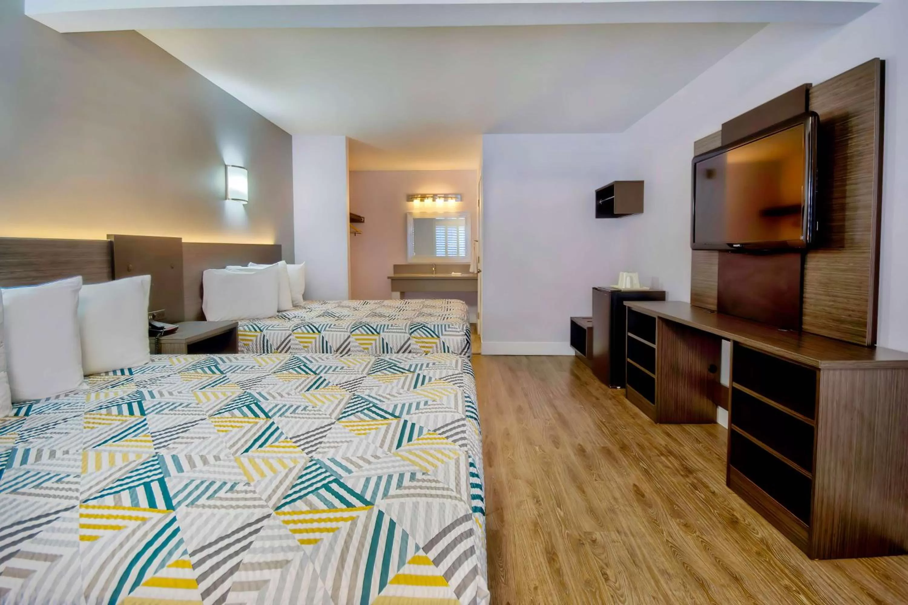 Bedroom, Bed in Motel 6-Inglewood, CA