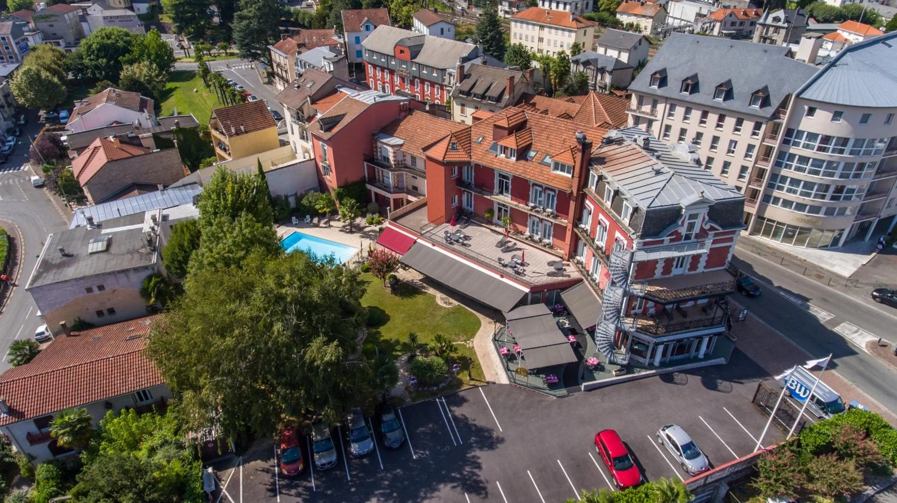 Patio in Best Western Beauséjour