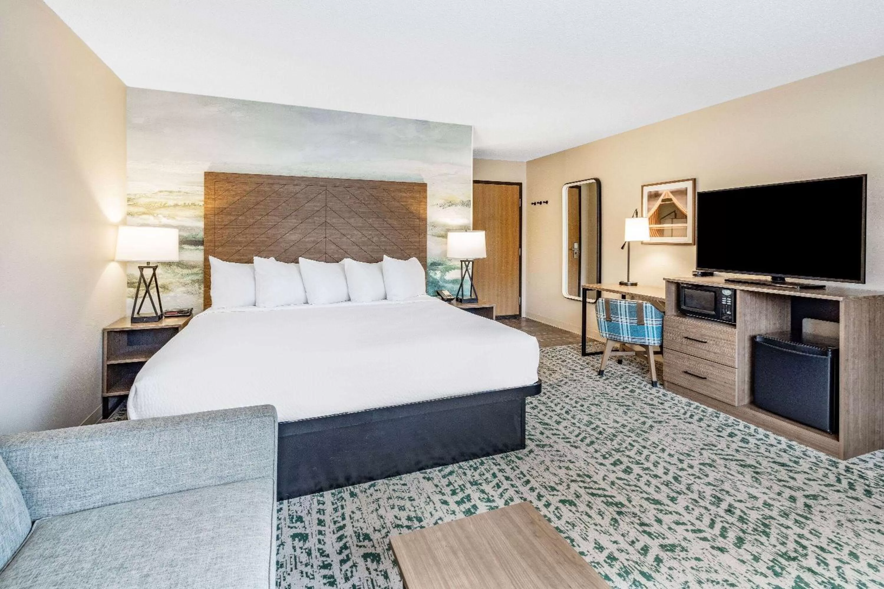 Bed in AmericInn by Wyndham Duluth South Proctor Black Woods Event Ctr