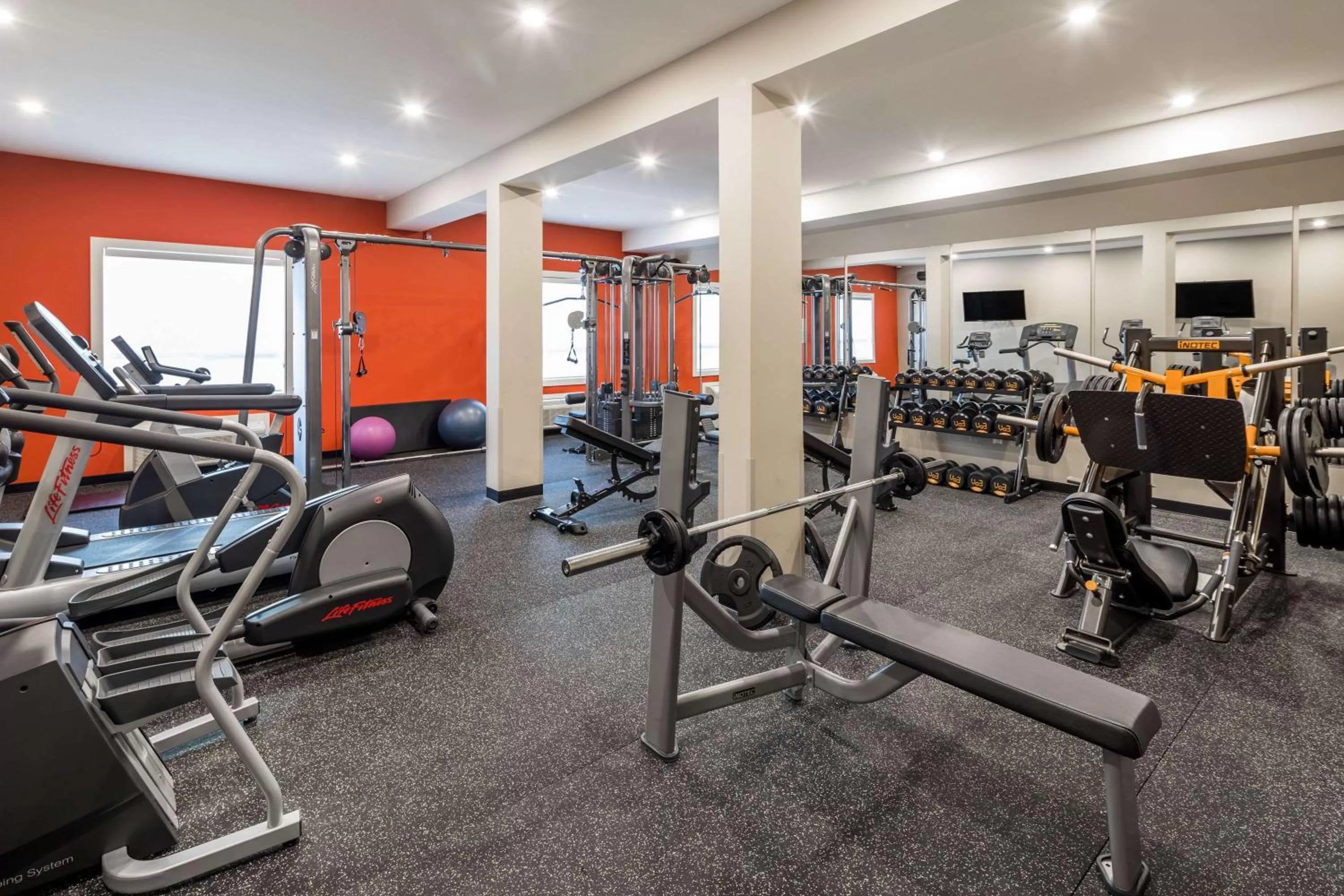 Fitness centre/facilities in Ramada by Wyndham Revelstoke