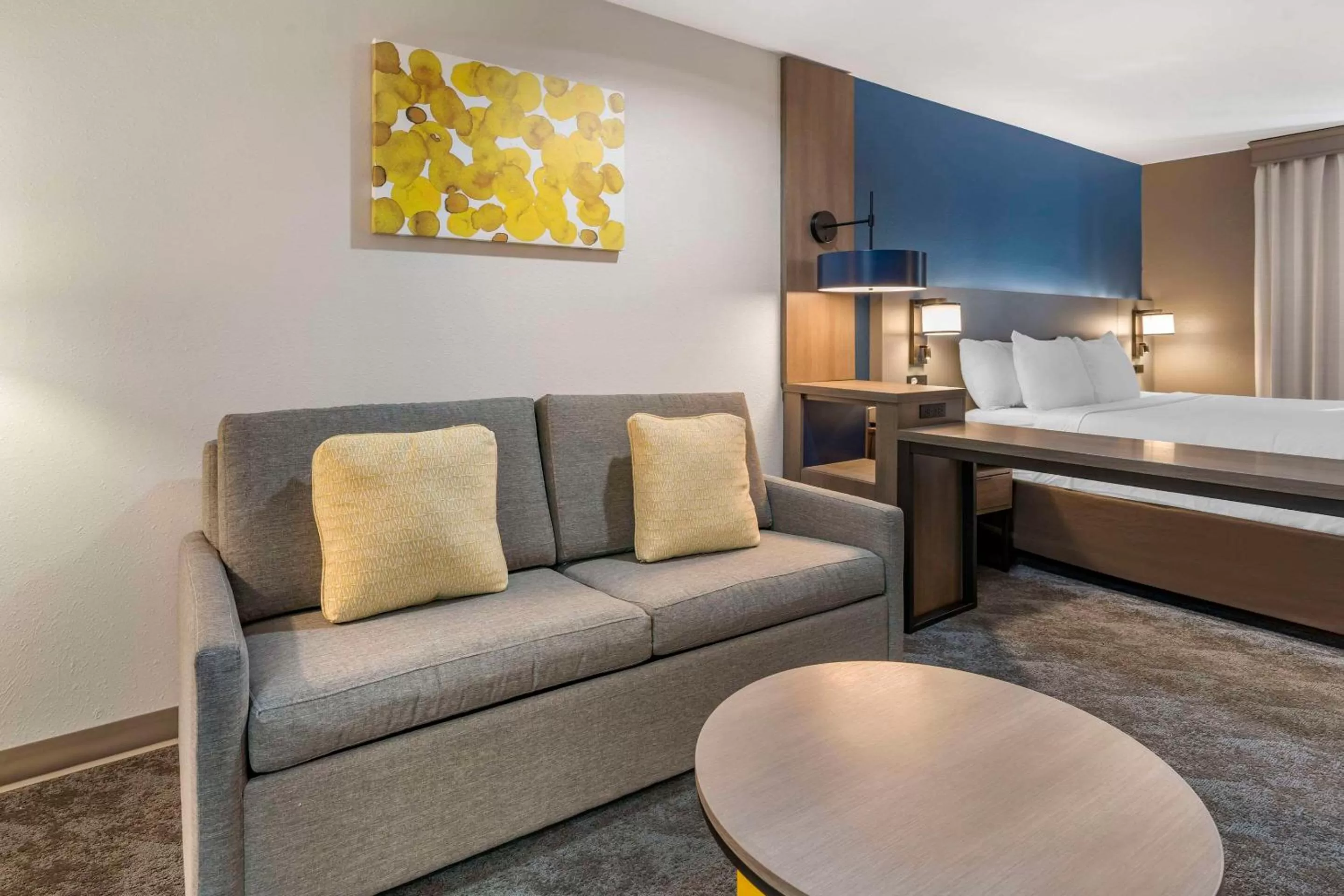 Bedroom in Comfort Inn & Suites