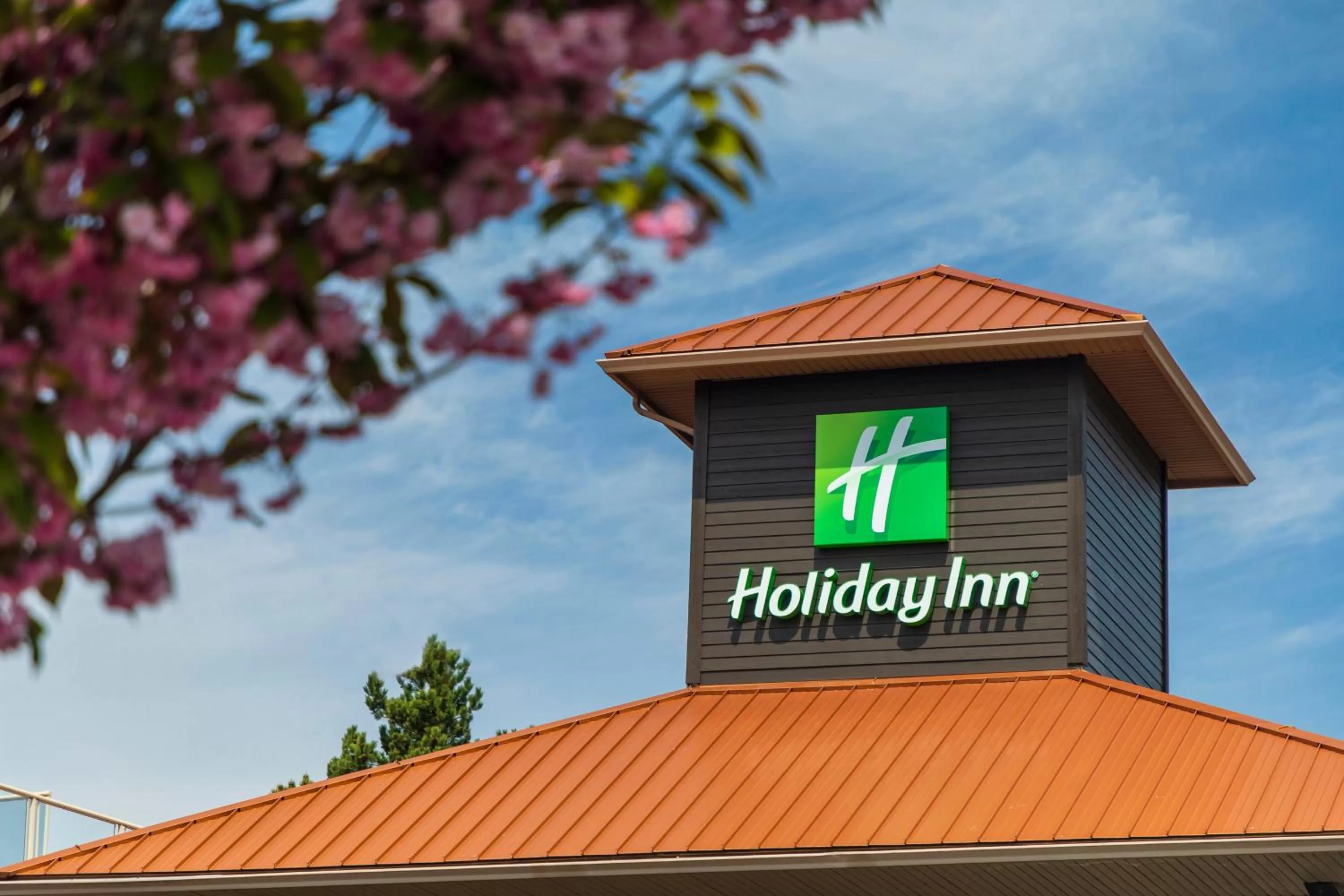 Holiday Inn Victoria - Elk Lake by IHG