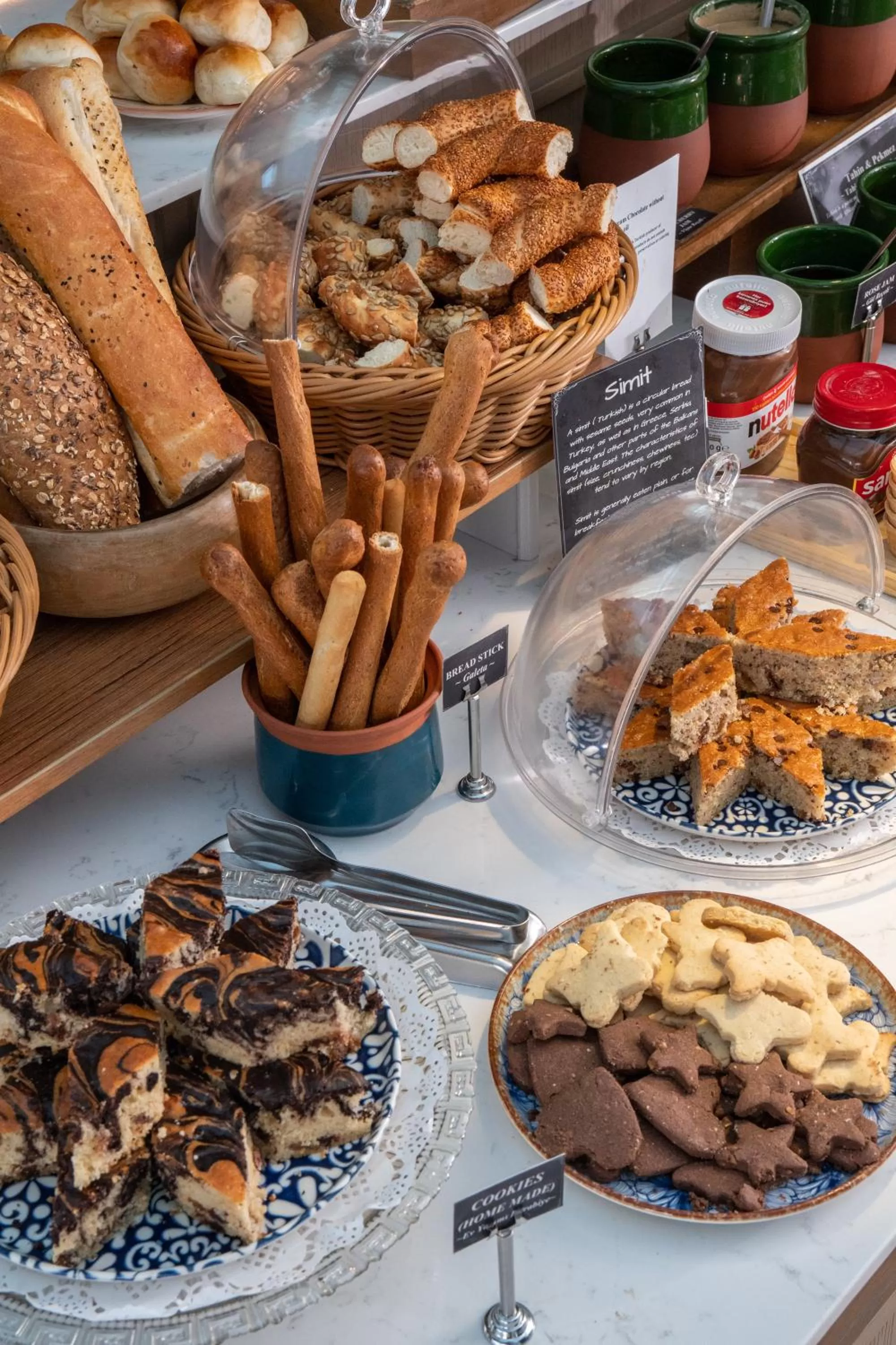 Buffet breakfast in Hotel Niles Istanbul