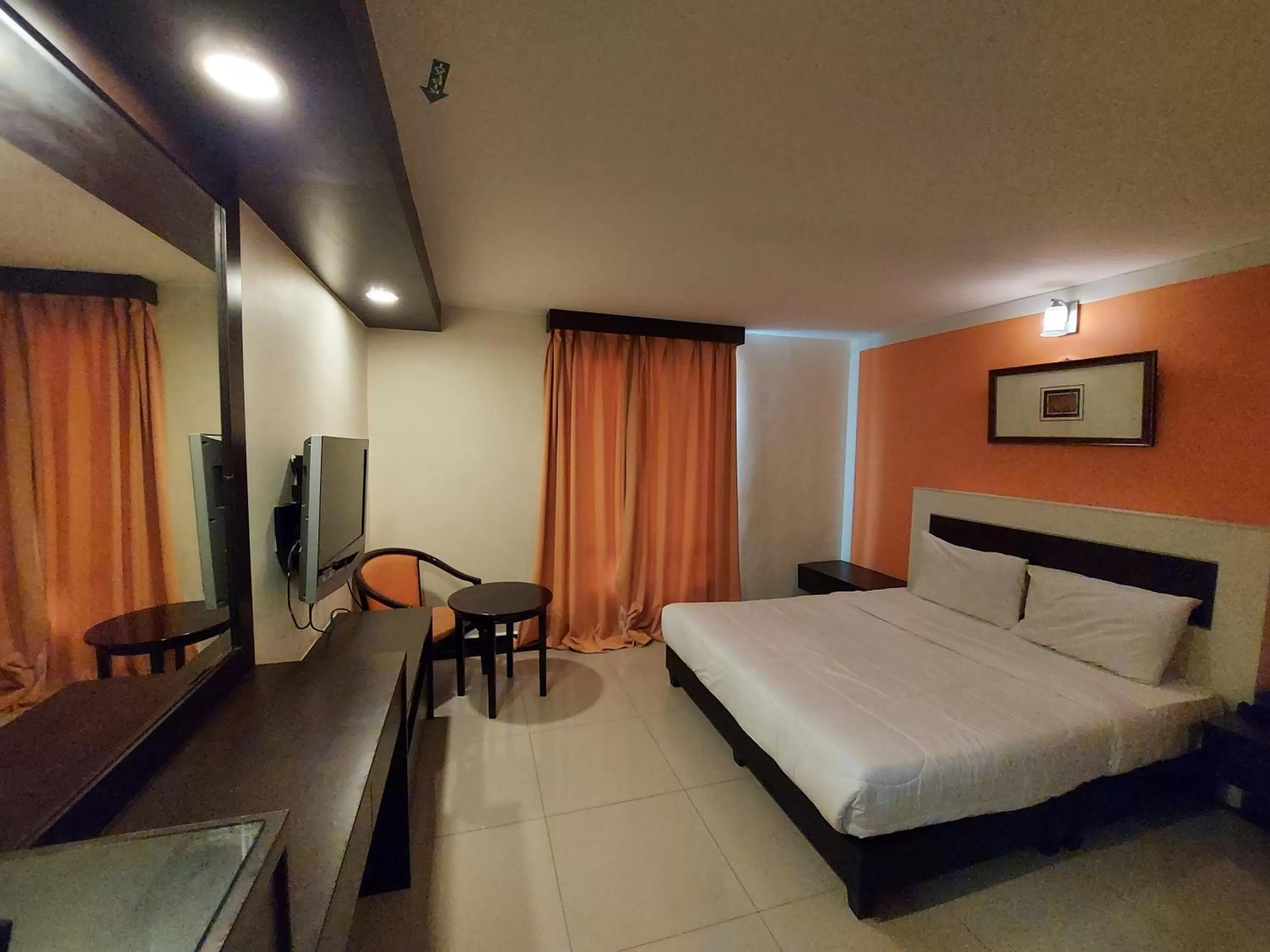 Bedroom, Bed in HOTEL SAHARA SDN BHD
