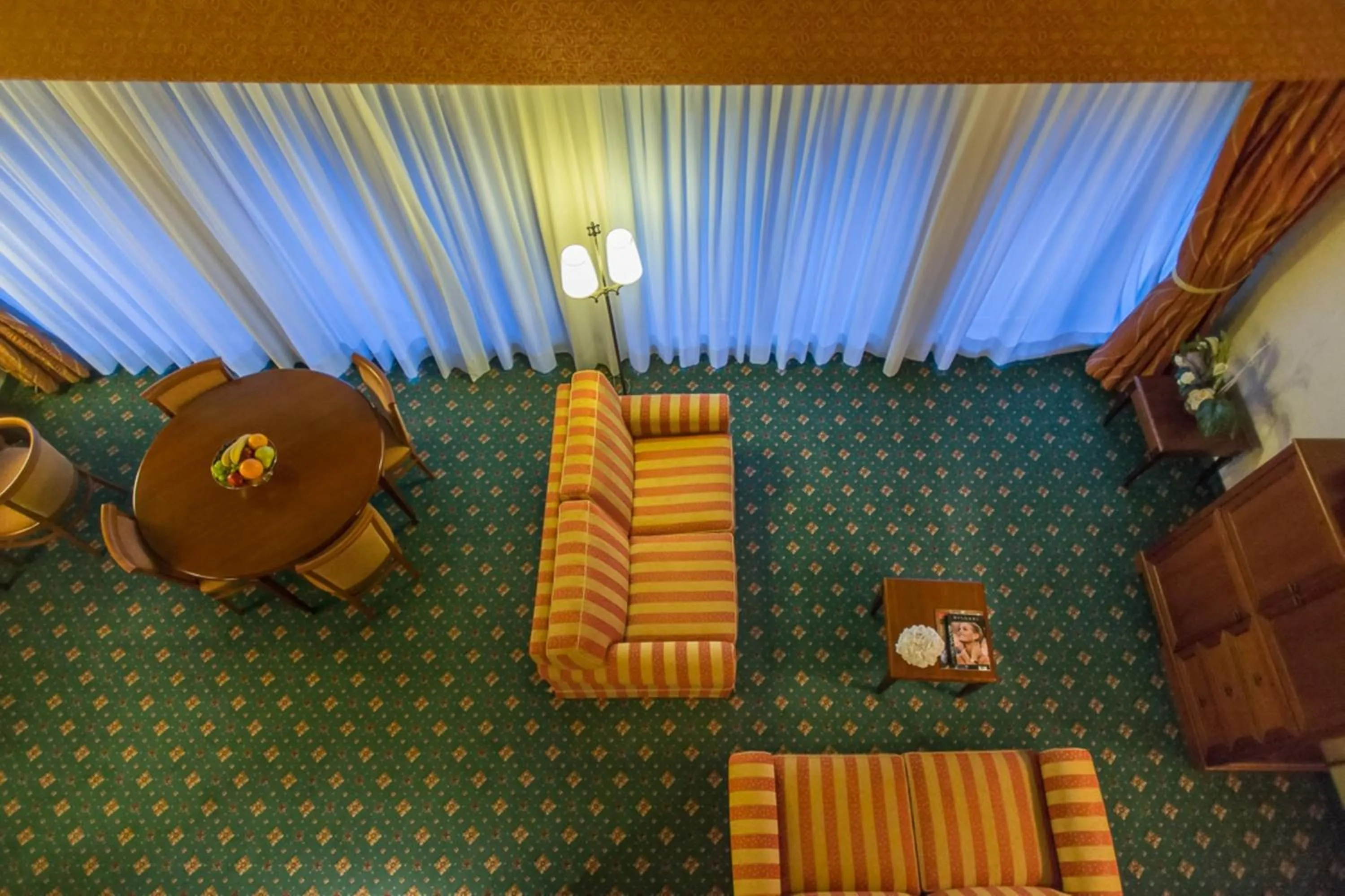 Seating area in Lux Garden Hotel