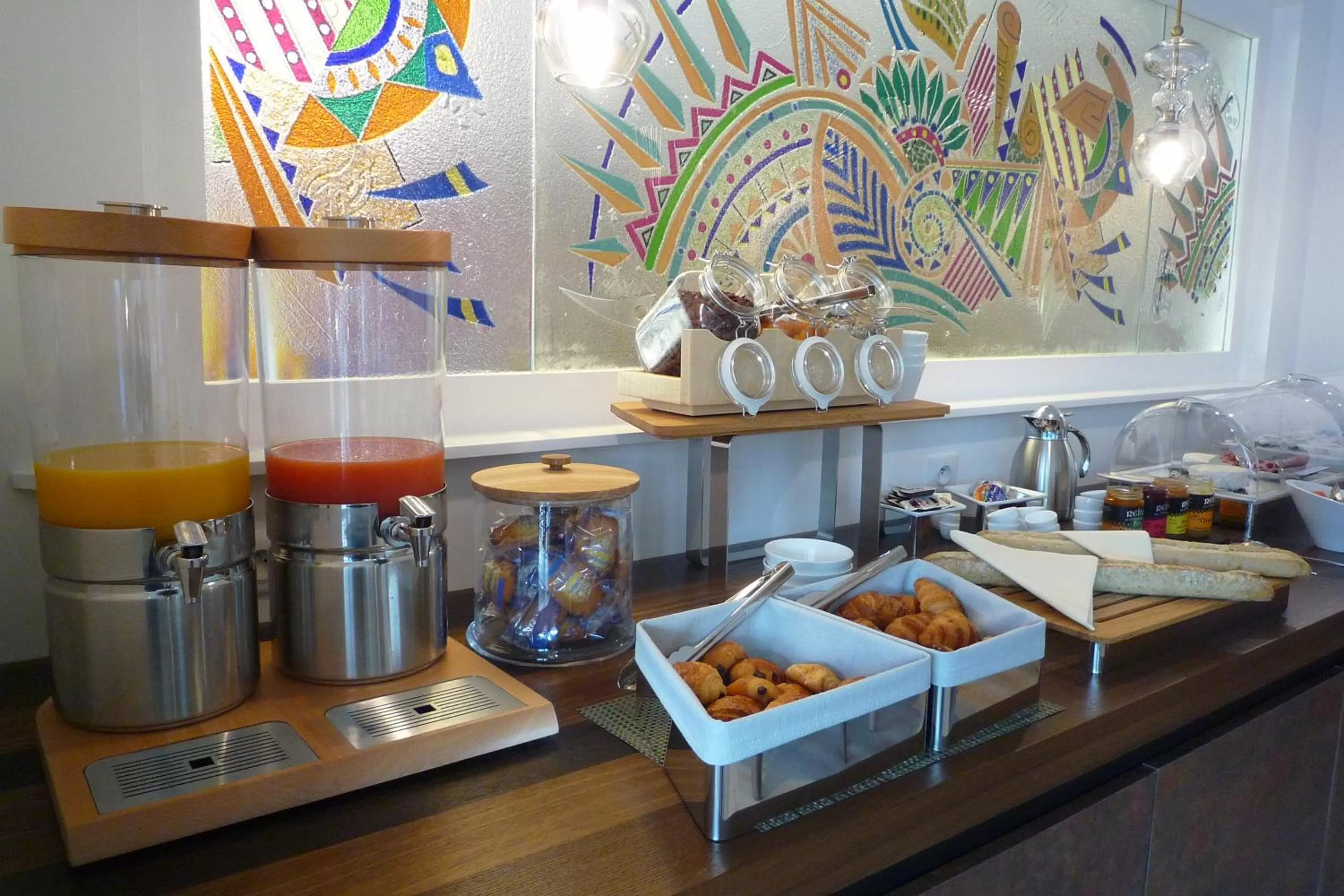 Continental breakfast in Hôtel Ginkgo - SPA Biloba