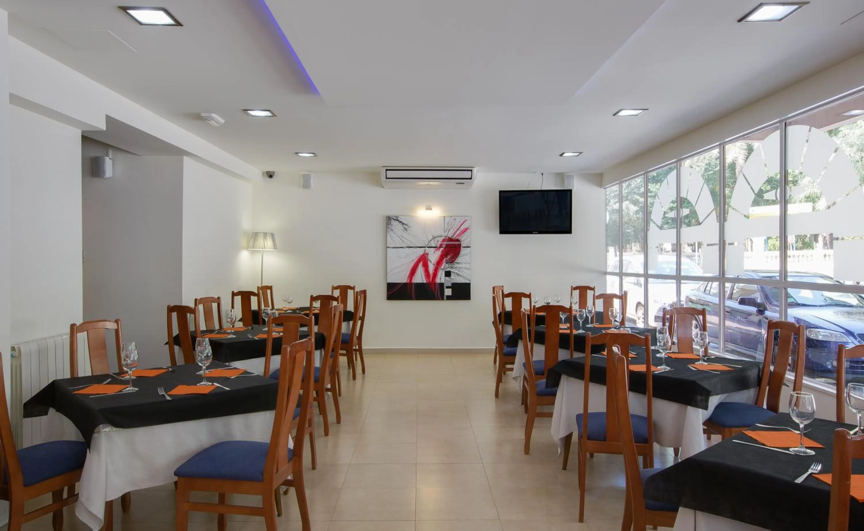 Restaurant/places to eat in Hotel Felix