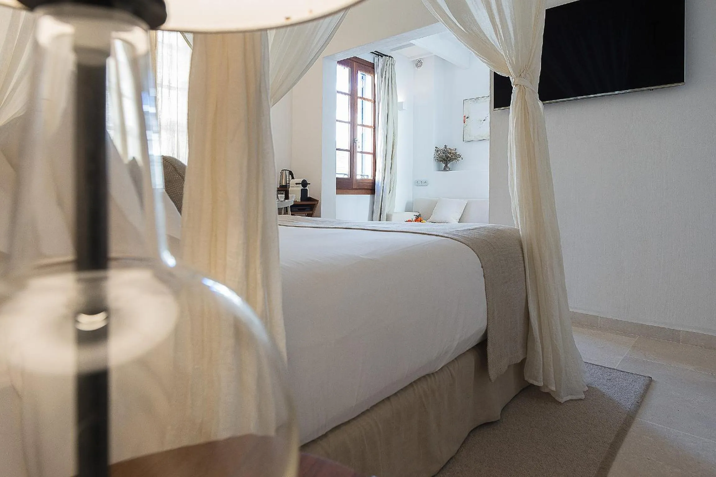 Bedroom, Bed in S'Hotelet d'es Born - Suites & SPA