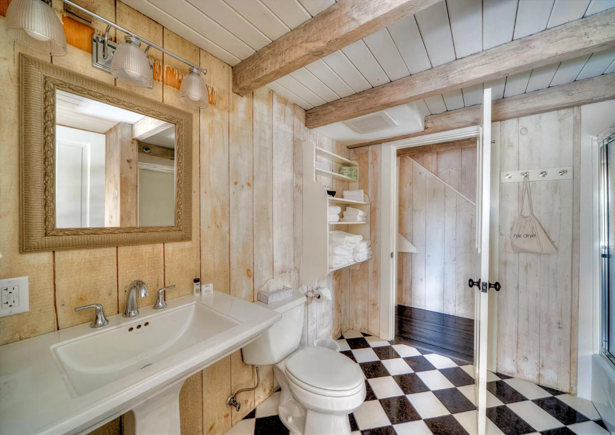 Bathroom in The Water Street Inn