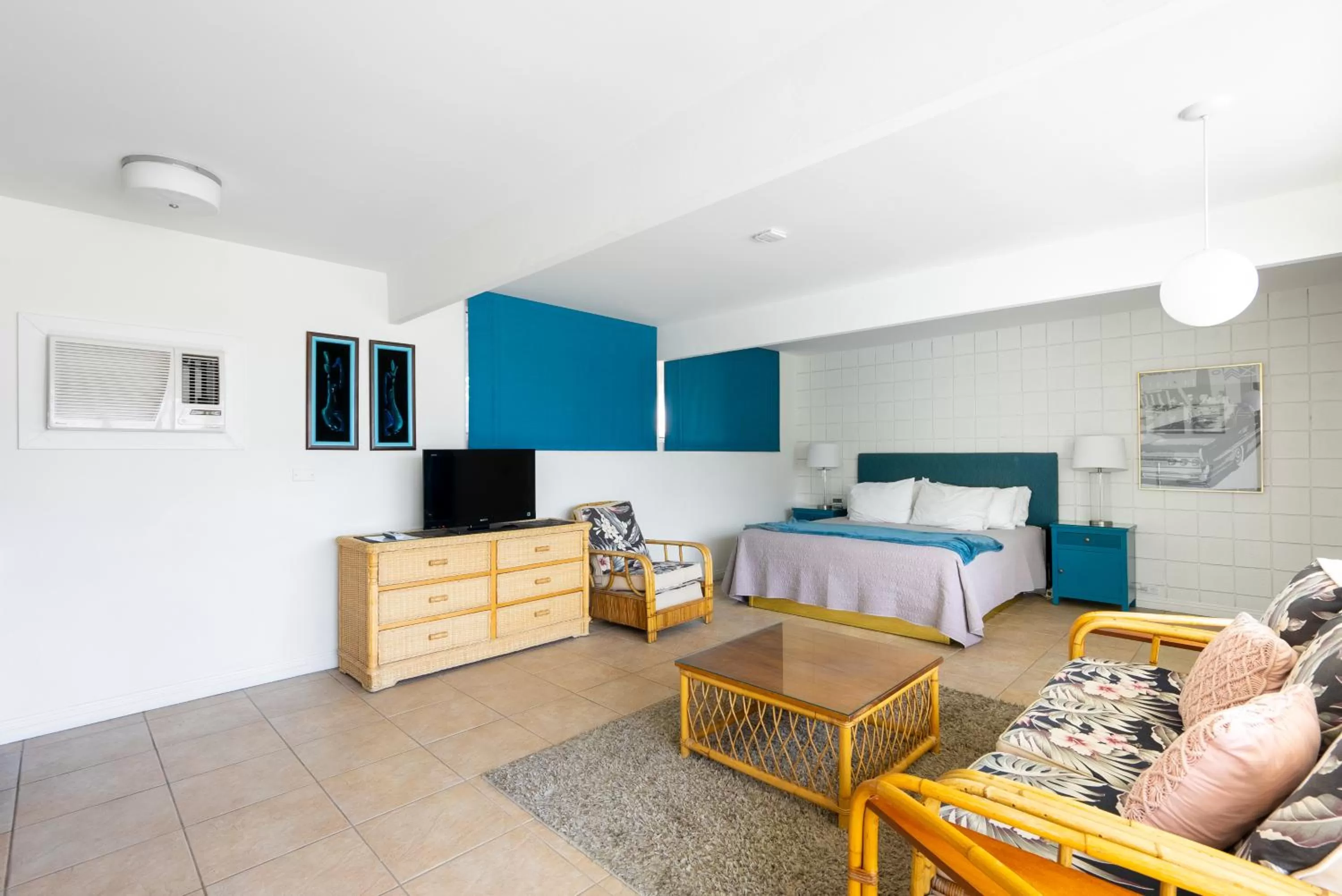 The Monkey Tree Hotel by AvantStay