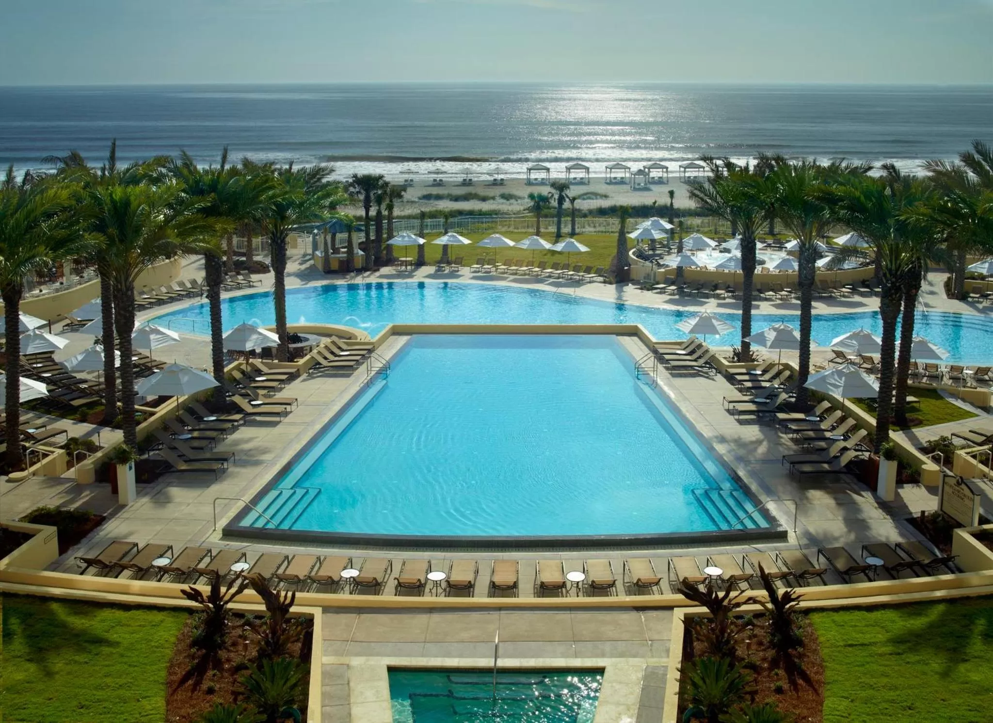 Swimming pool in Omni Amelia Island Resort & Spa