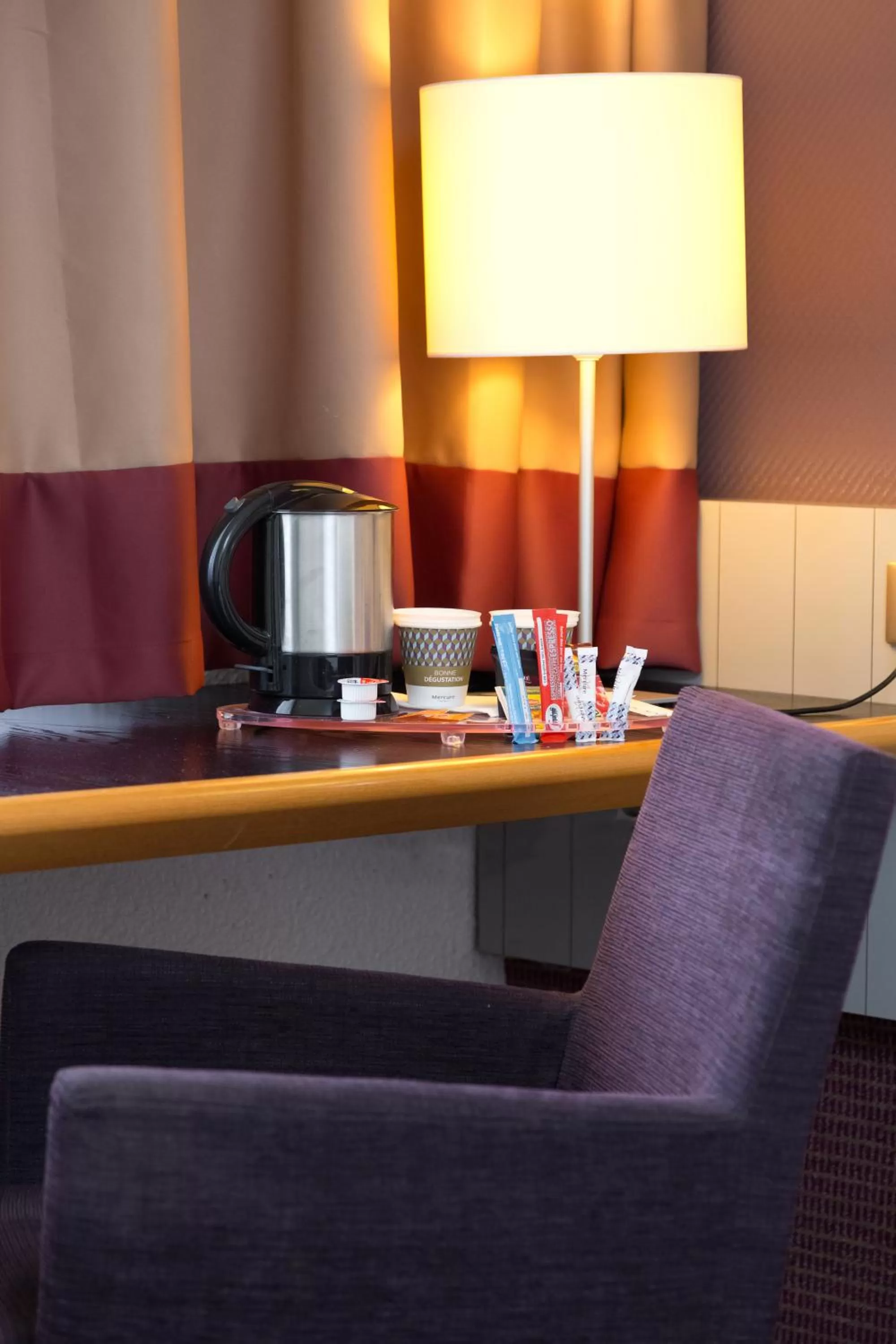 Bedroom in Mercure Strasbourg Aéroport