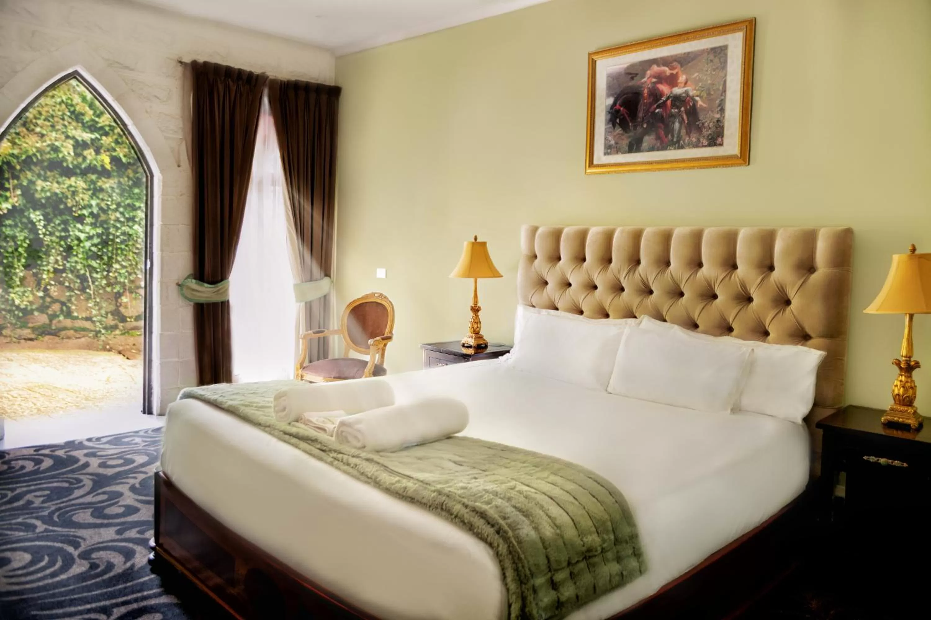 TV and multimedia, Bed in Kryal Castle Ballarat