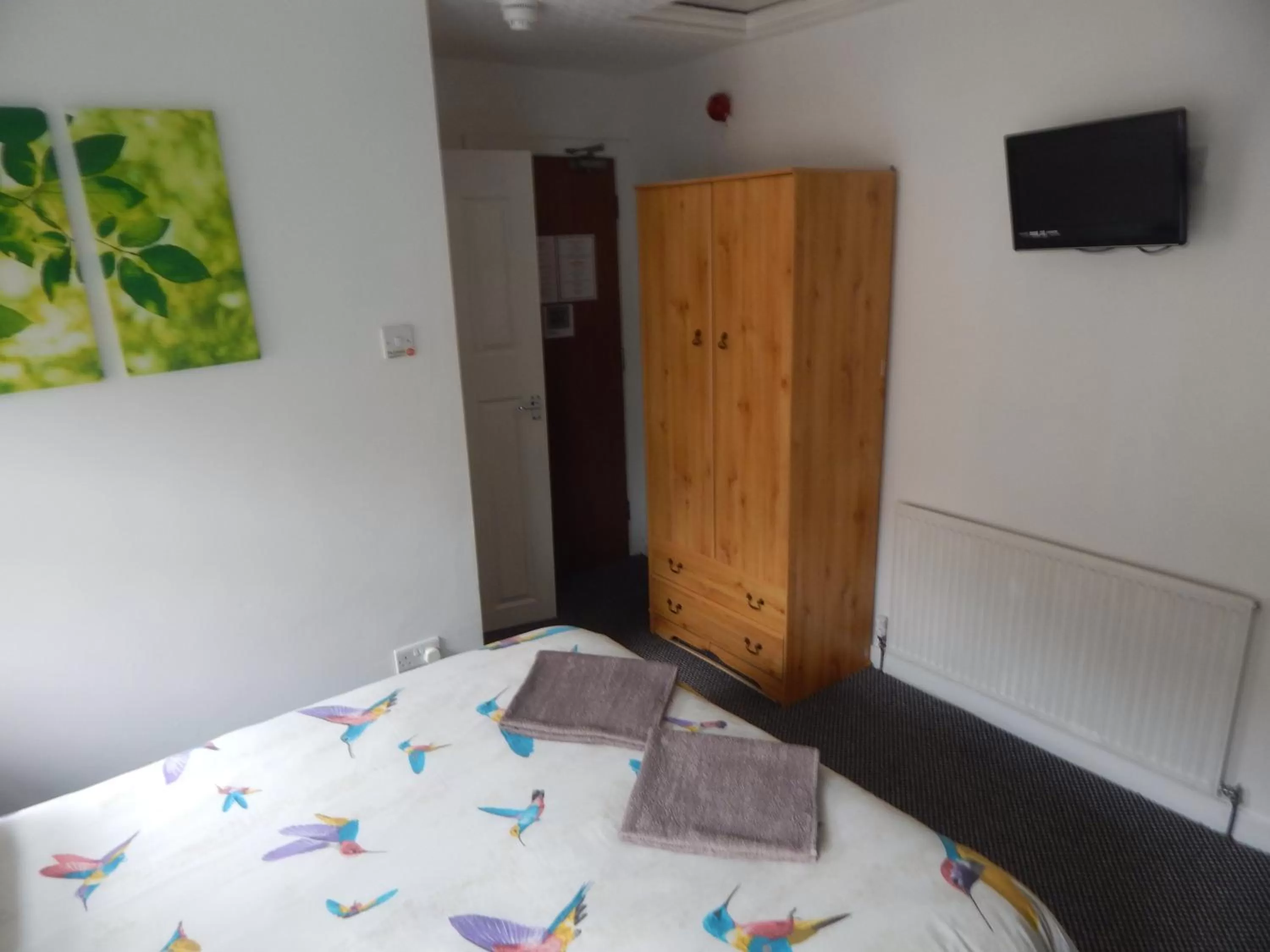 Bed in Llanryan Guest House