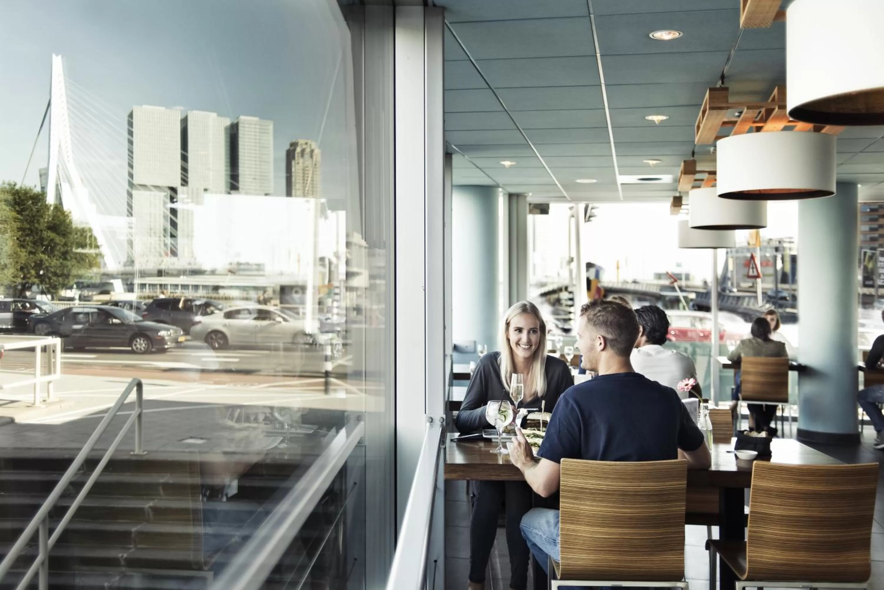 Food and drinks in Inntel Hotels Rotterdam Centre