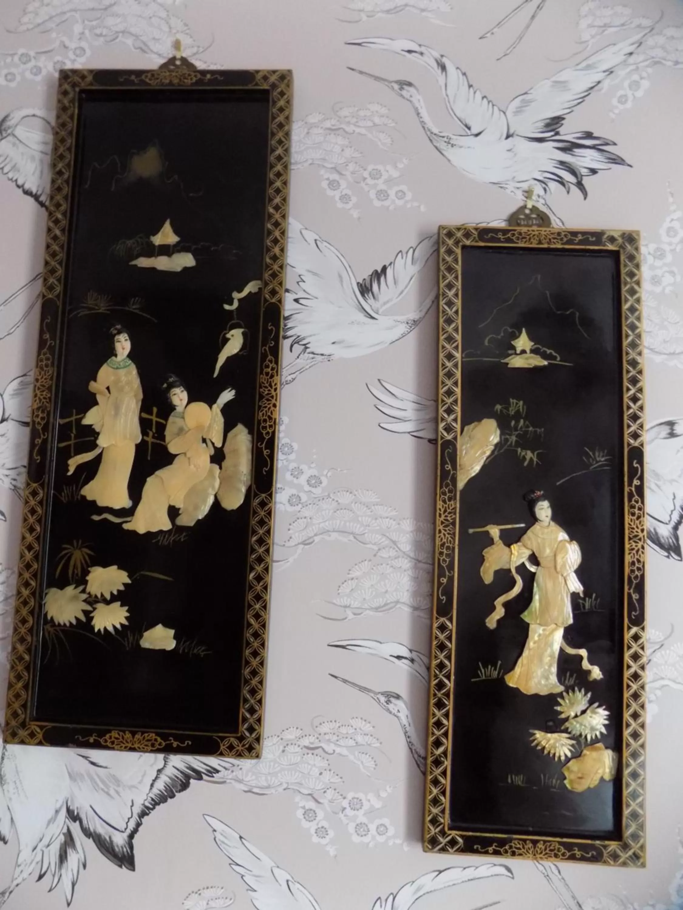 Decorative detail in Tracey's Driftwood