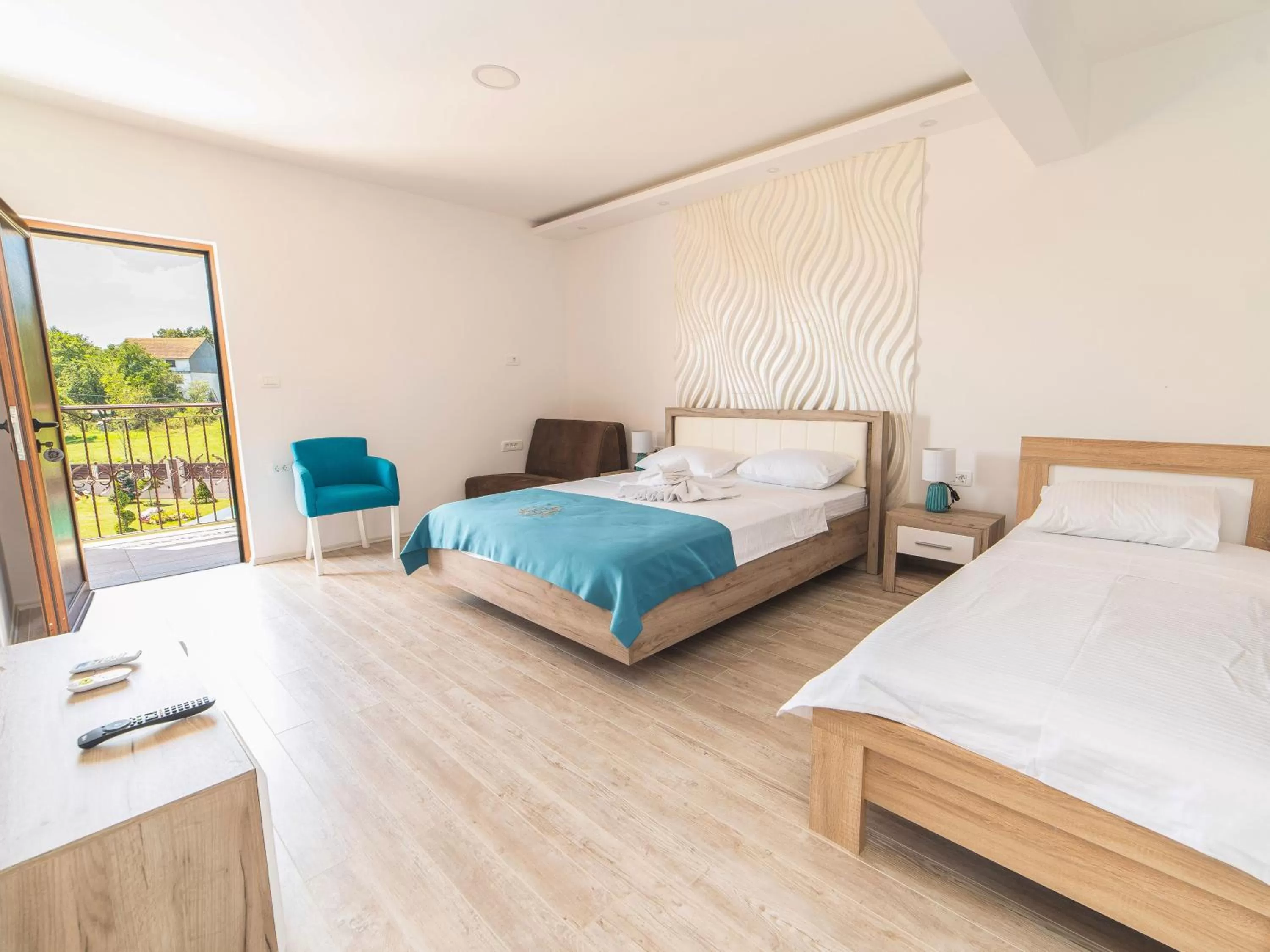 Bed in Hotel Royal Garden