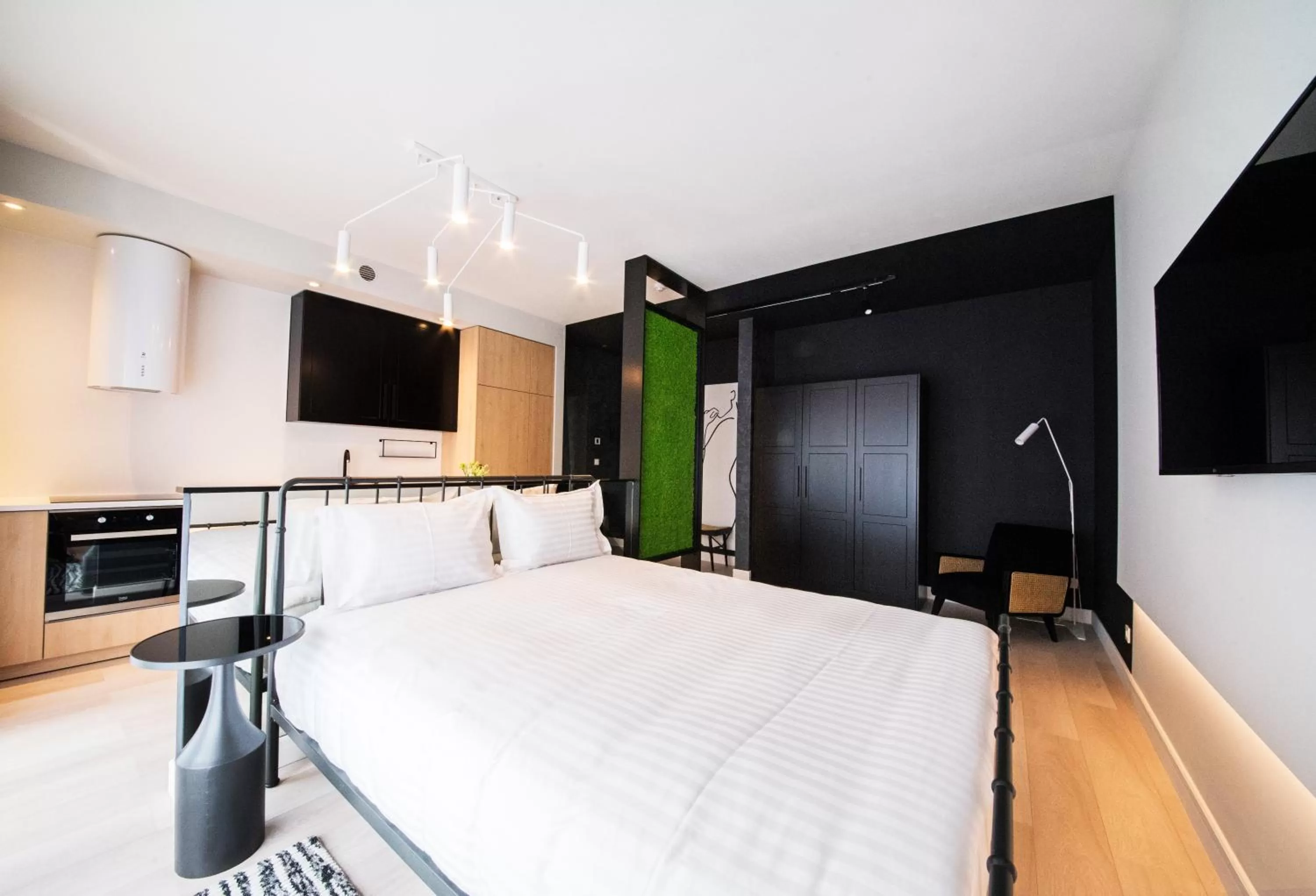 Kitchen or kitchenette, Bed in Biador Apartments