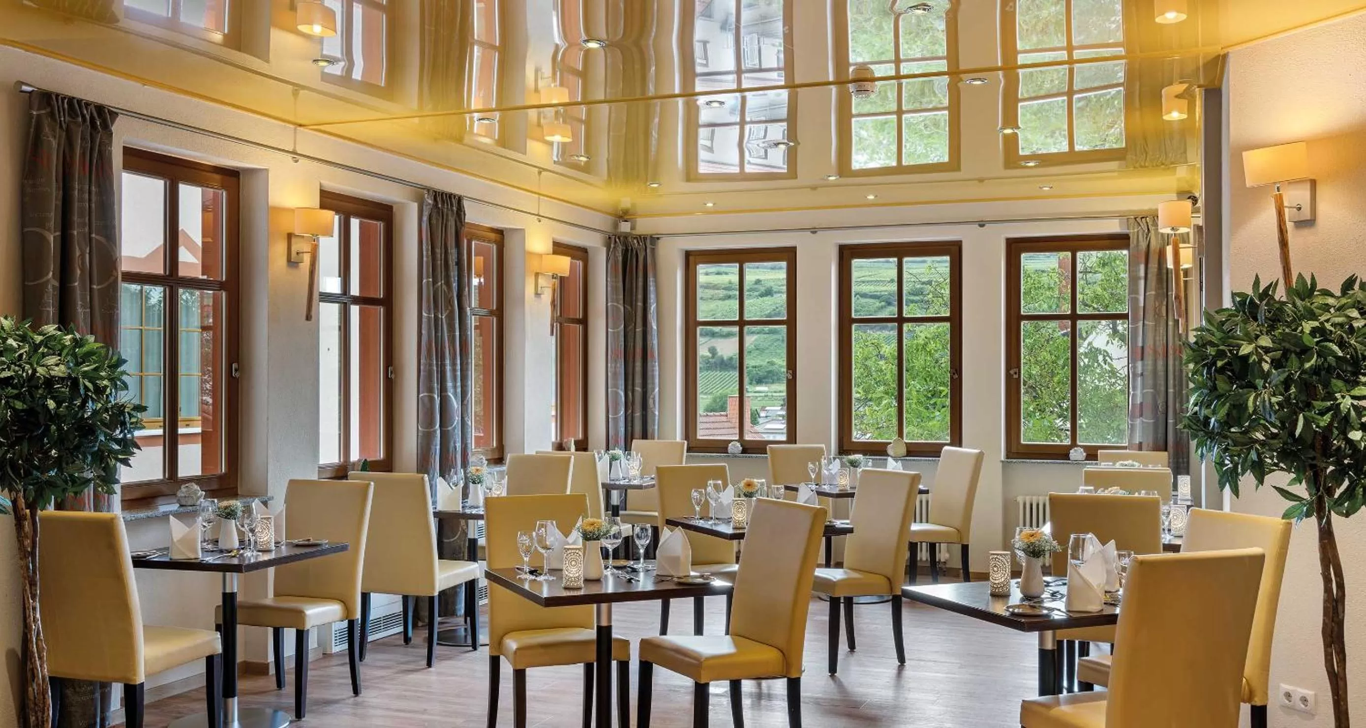 Restaurant/places to eat in Pfalzhotel Asselheim