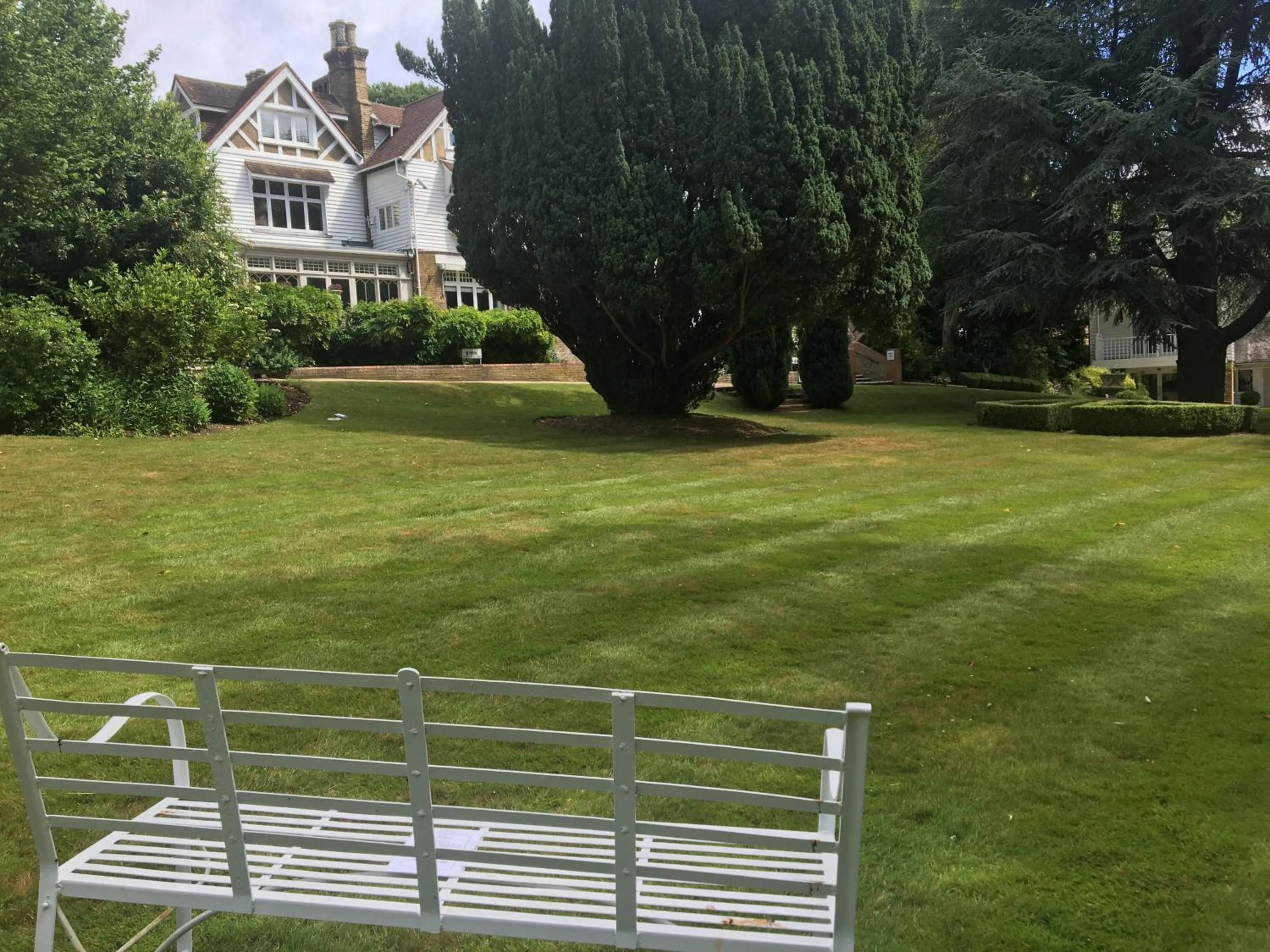 Garden in Rowhill Grange Hotel & Utopia Spa