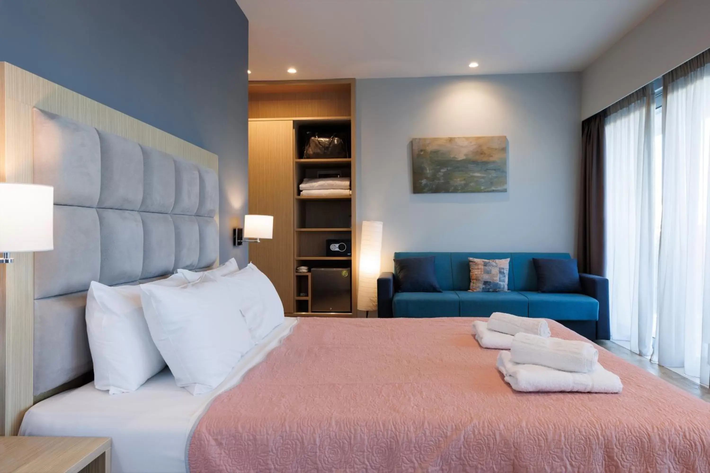 Acropolis Corner Suite with Balcony in Hotel Thissio Acropolis Corner Suite with Balcony in Hotel Thissio