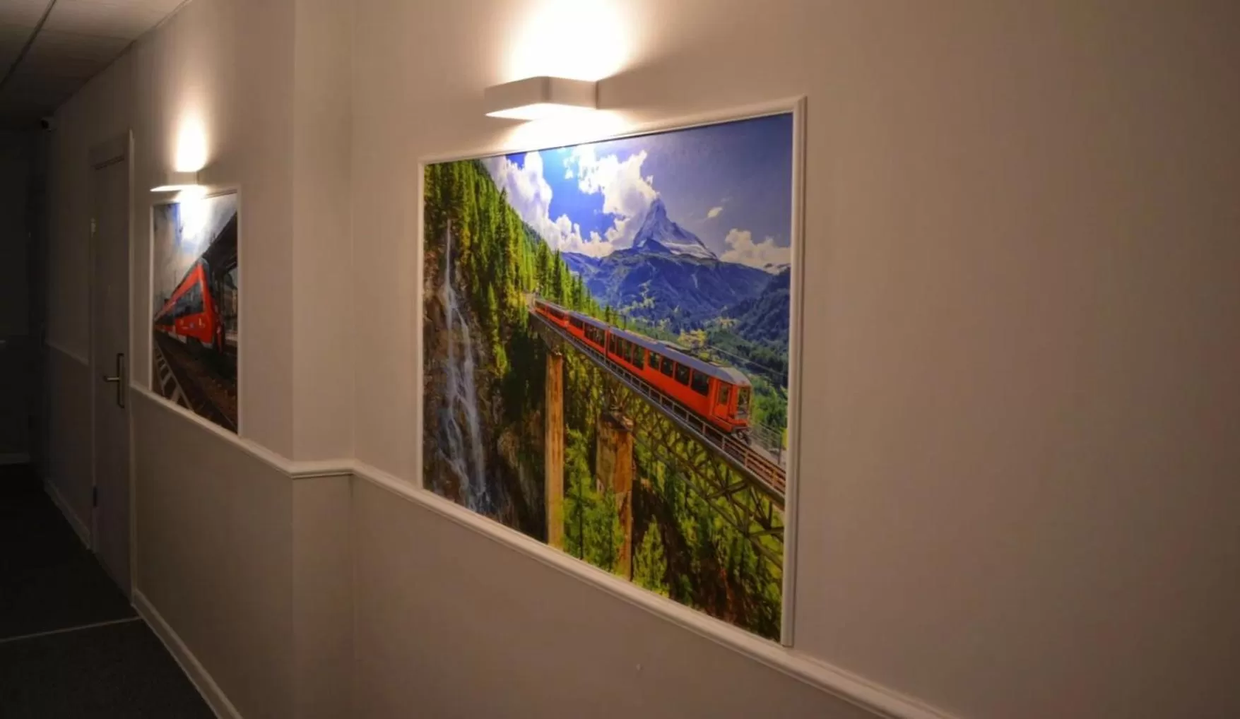 Decorative detail in Railway Hotel