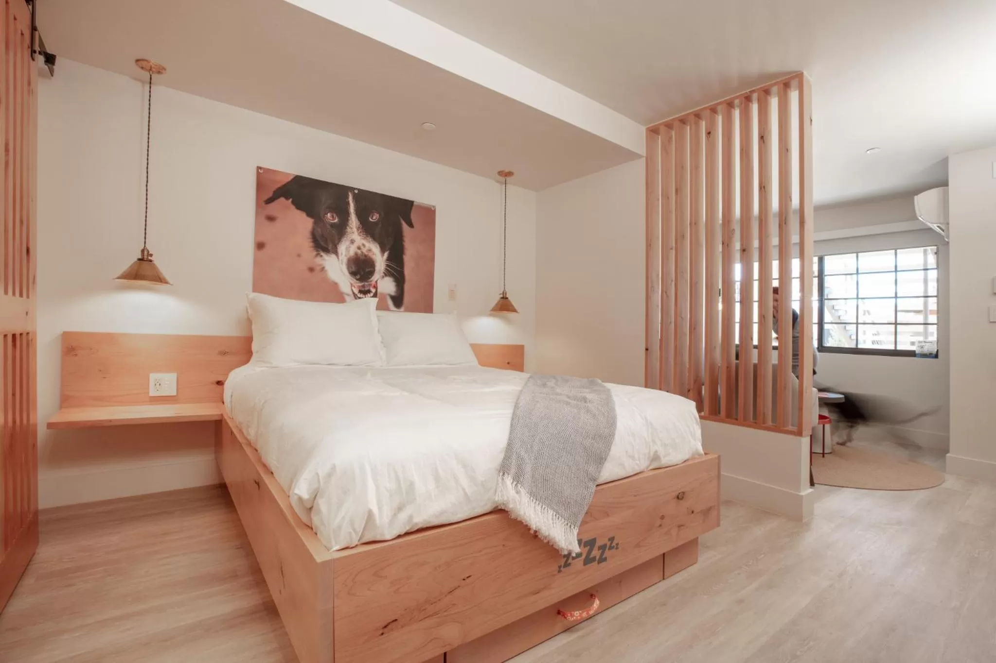 Bed in Best Friends Roadhouse and Mercantile