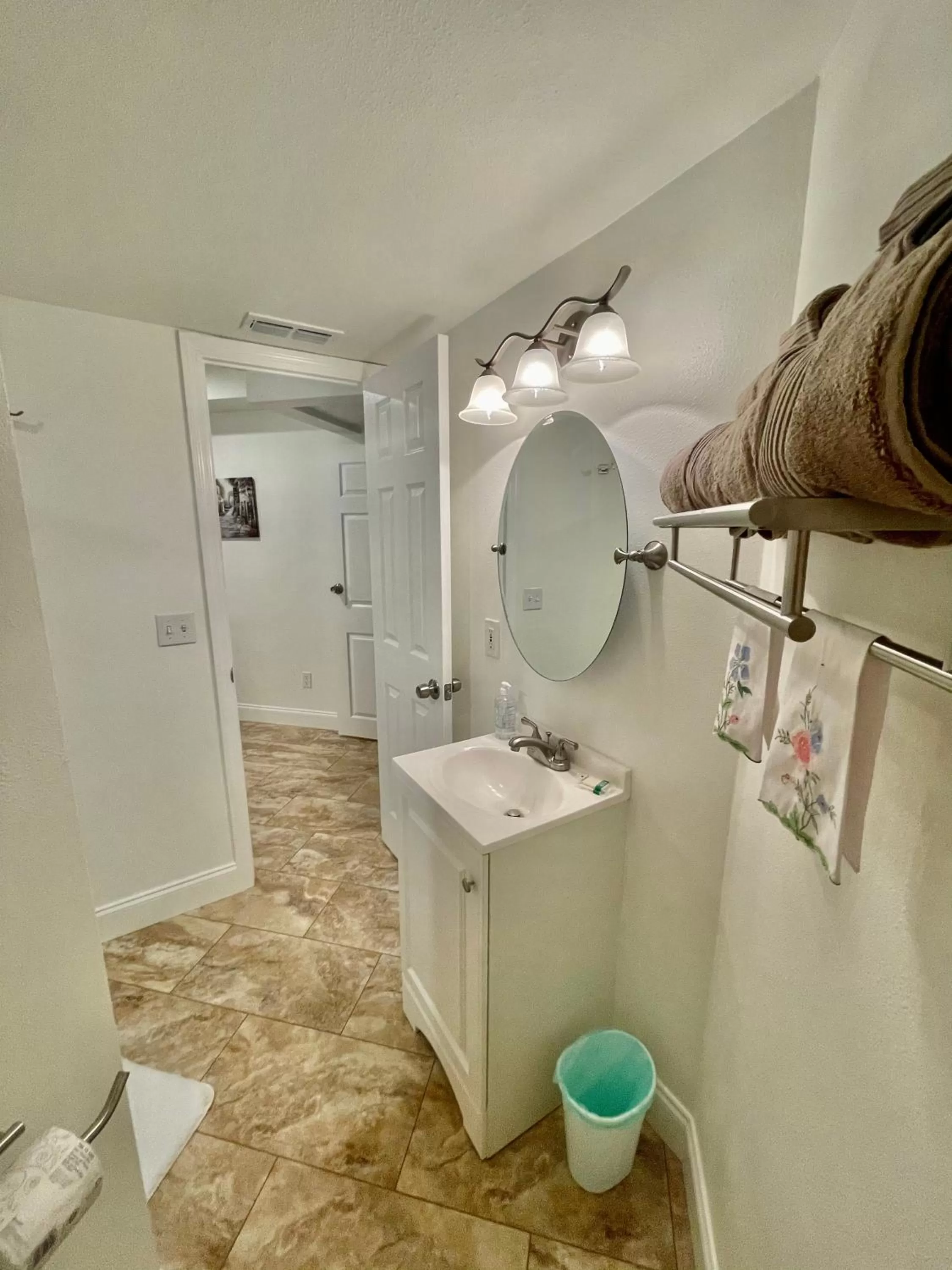 Bathroom in Hidden Valley B&B