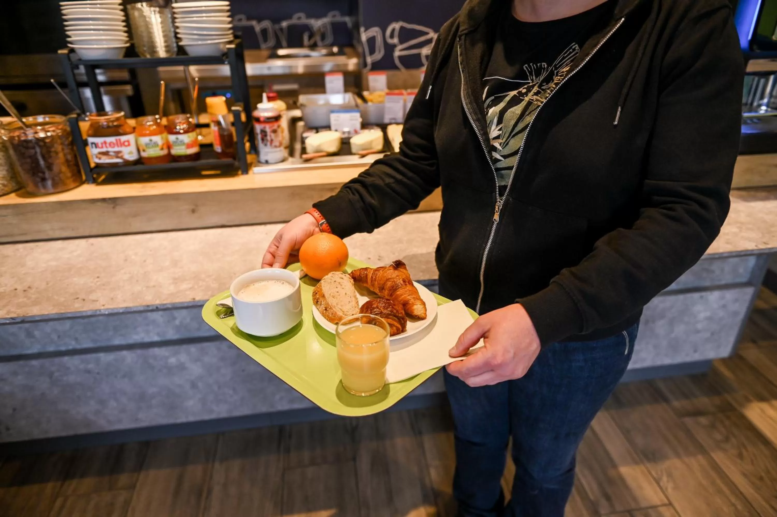 Buffet breakfast in ibis budget Site du Futuroscope