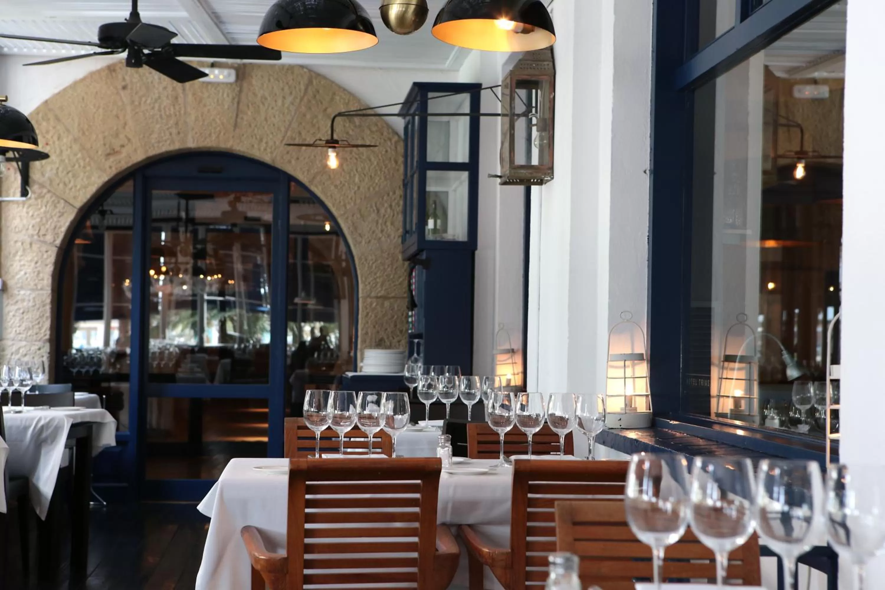 Restaurant/places to eat in Hotel Trias