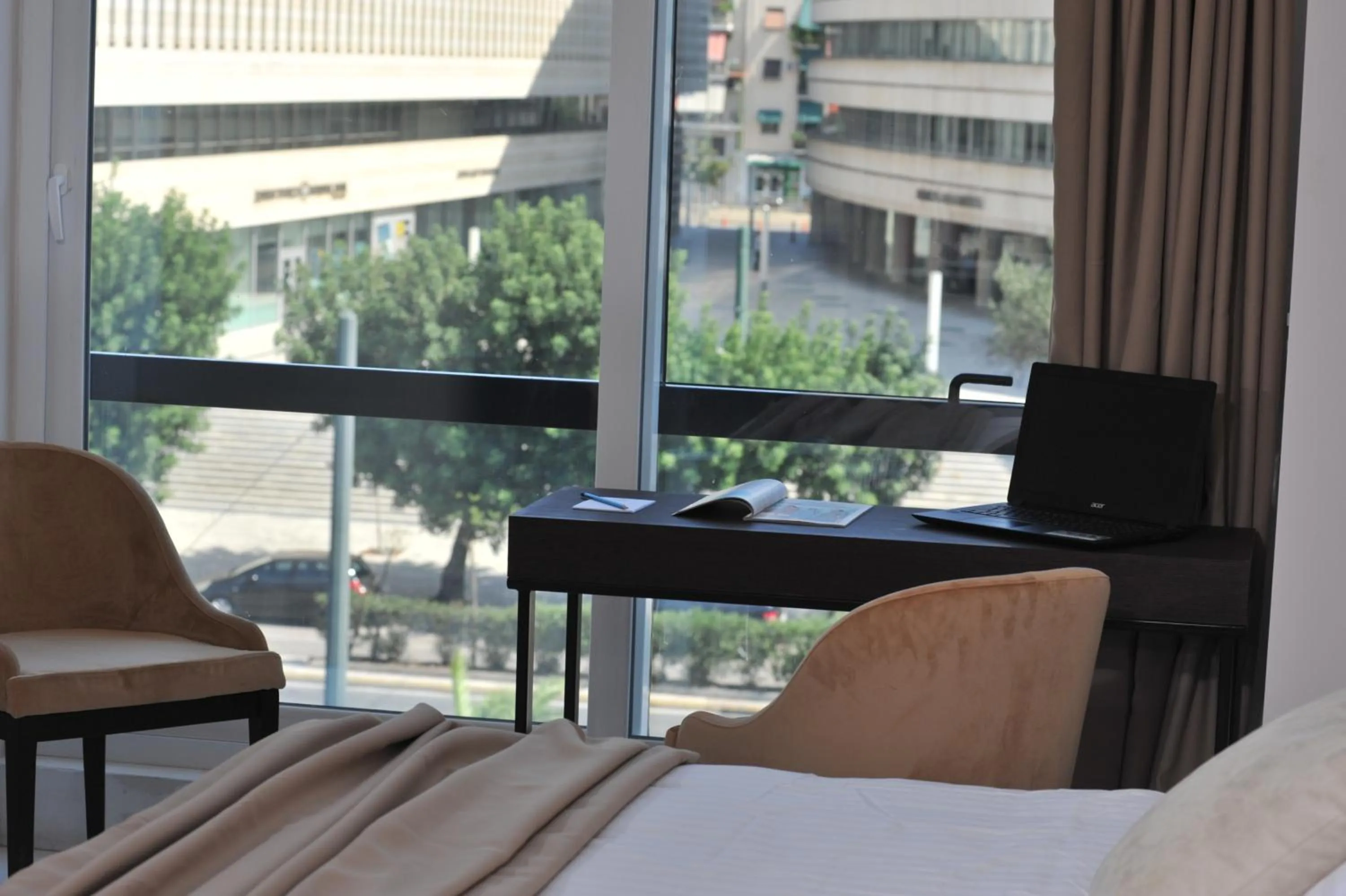 Day, Bed in B4B Athens 365