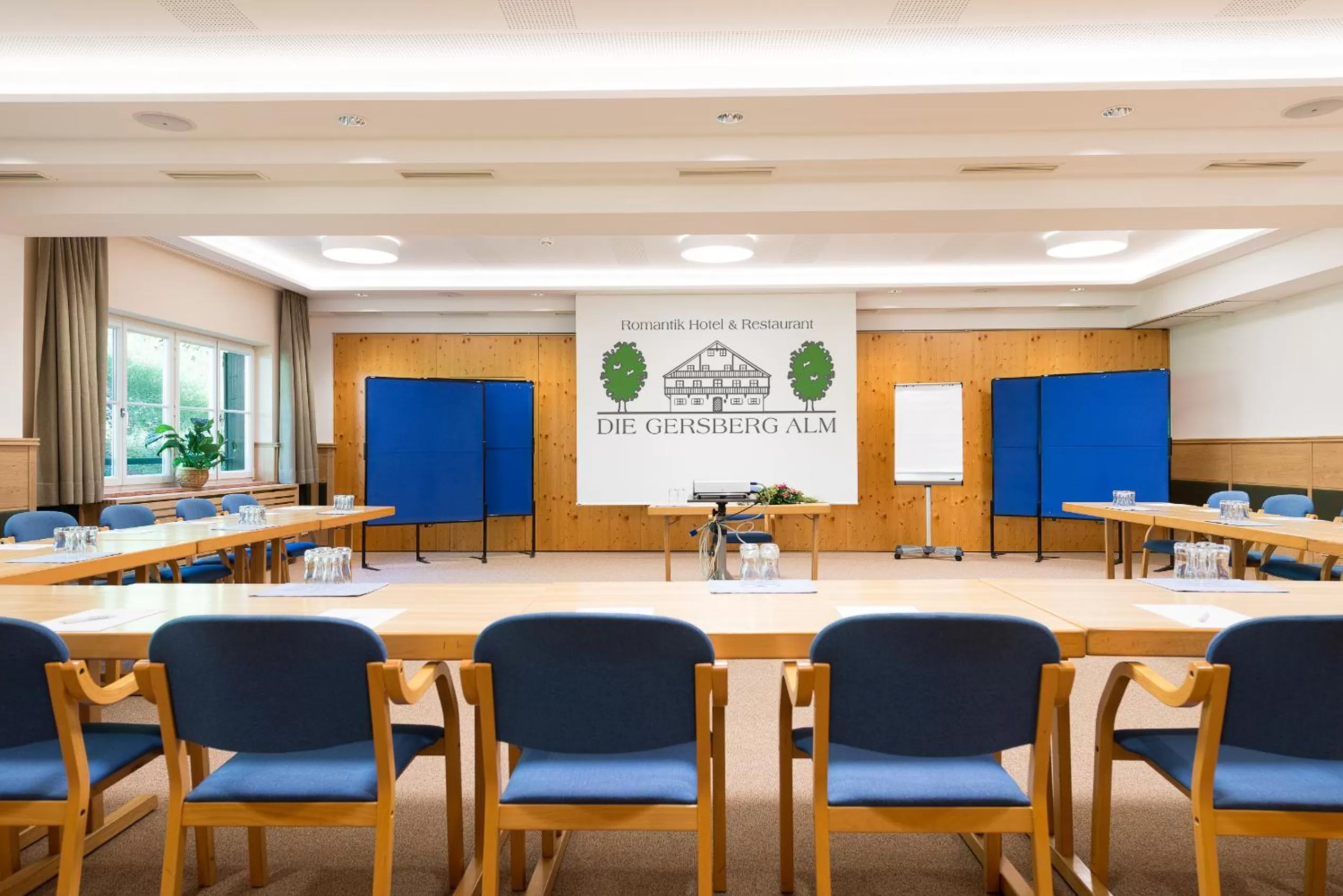 Business facilities in Romantik Hotel Die Gersberg Alm mit Panoramablick auf Salzburg