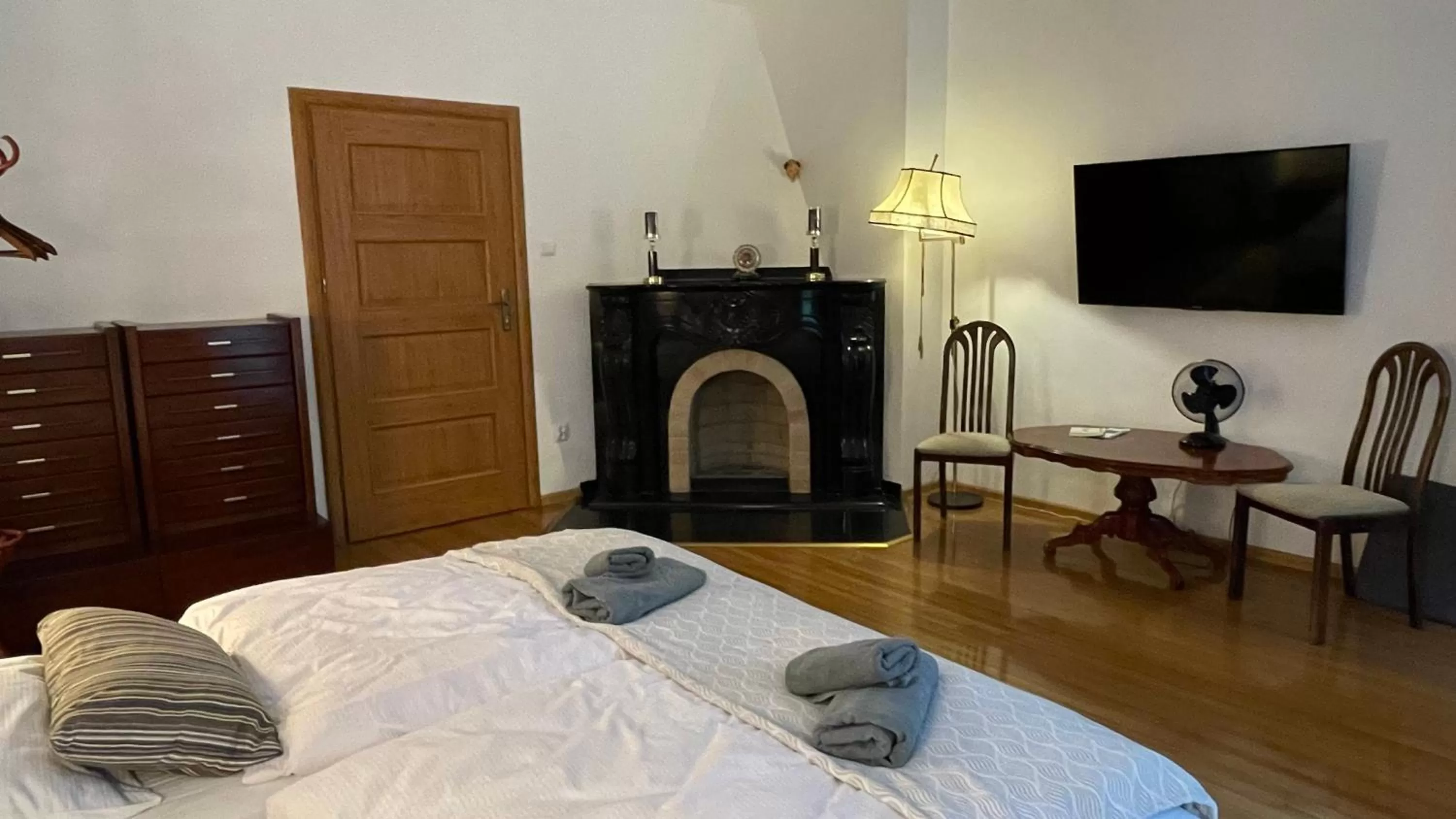 Photo of the whole room, Bed in Villa ANSER