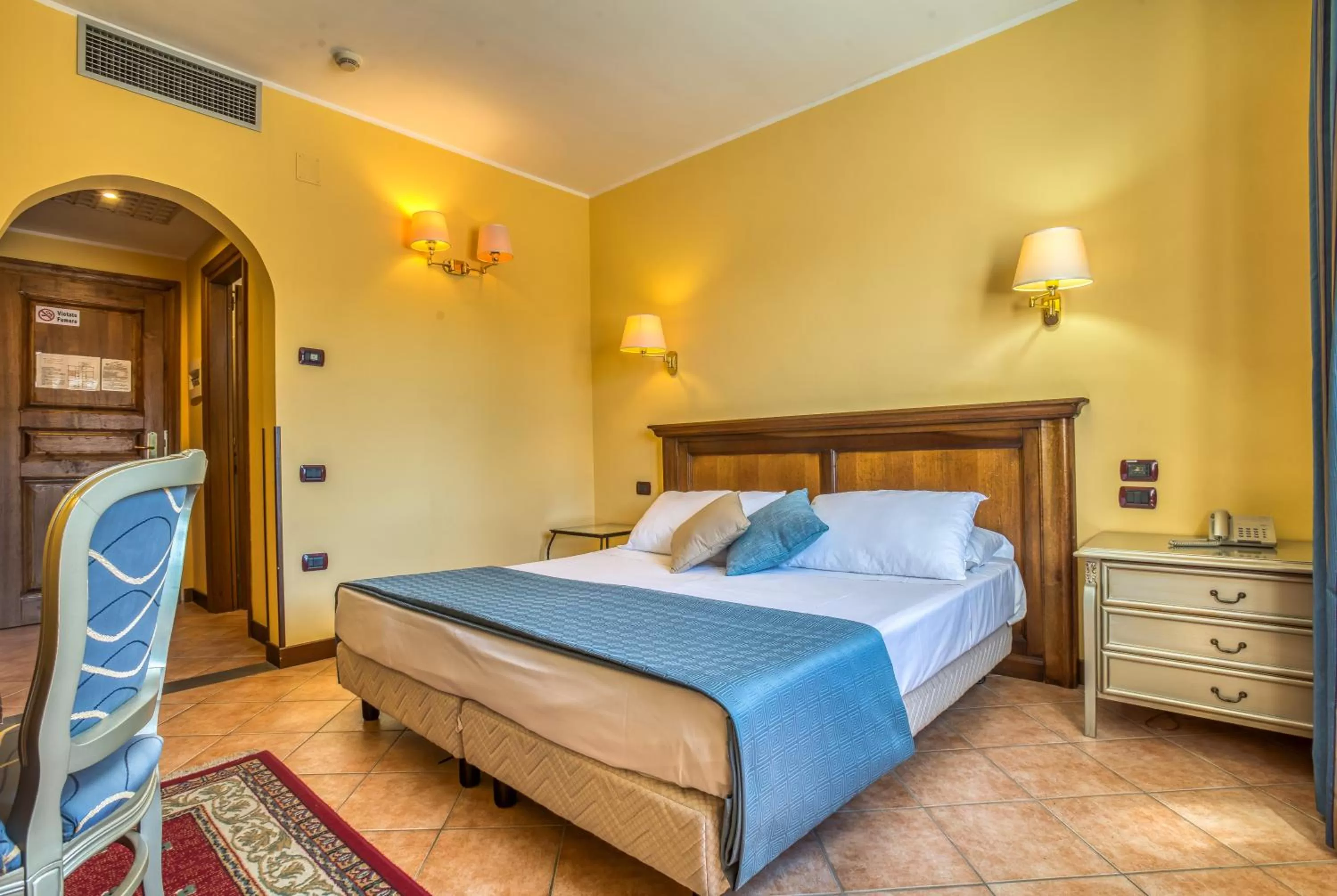 Photo of the whole room, Bed in Hotel San Giorgio