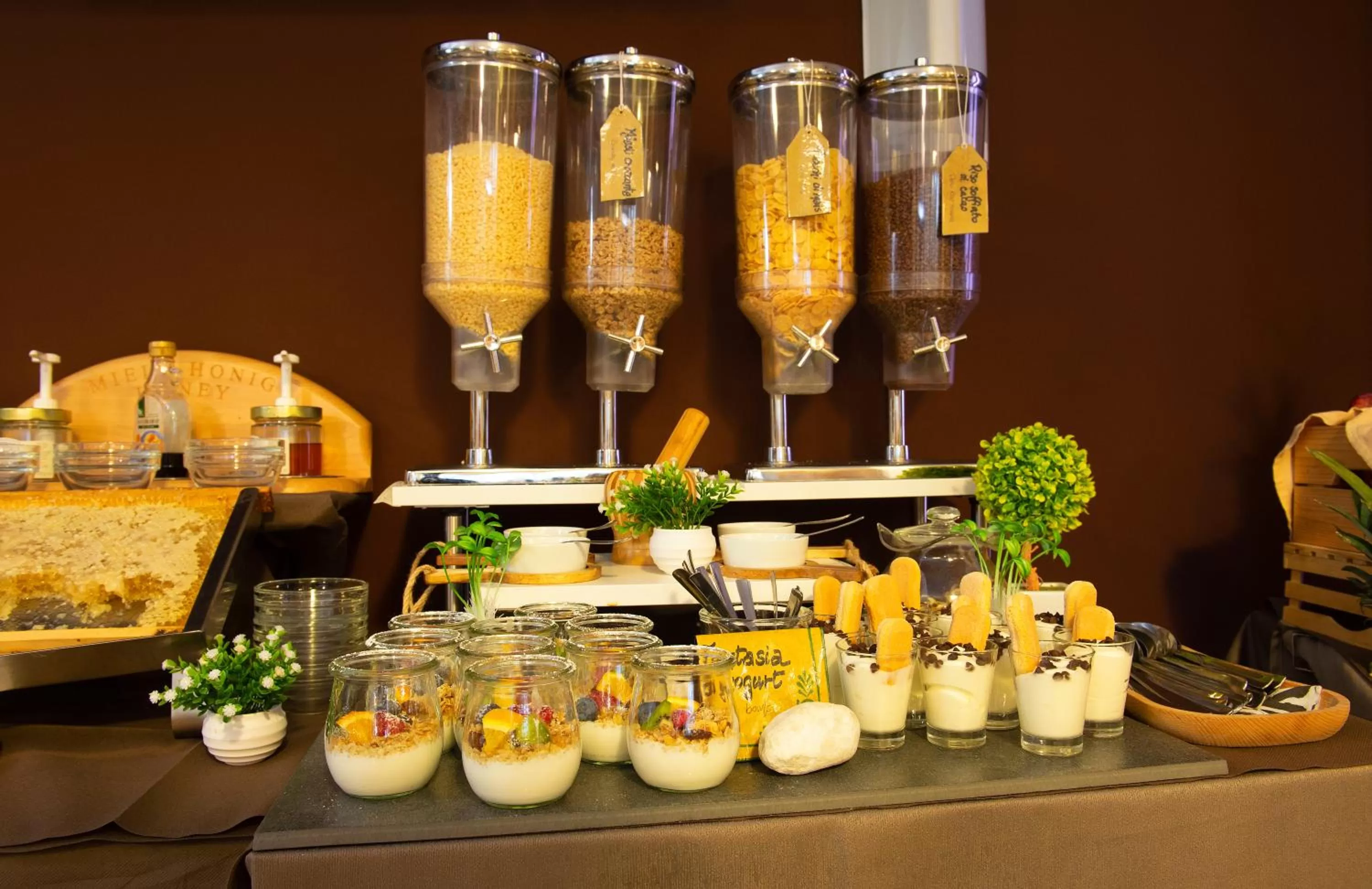 Buffet breakfast in Hotel D120