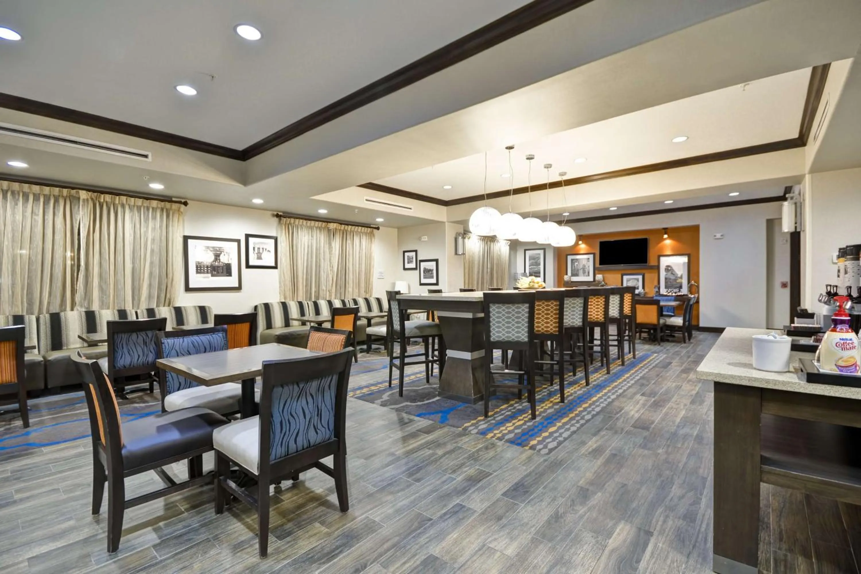 Lobby or reception in Hampton Inn Kenedy