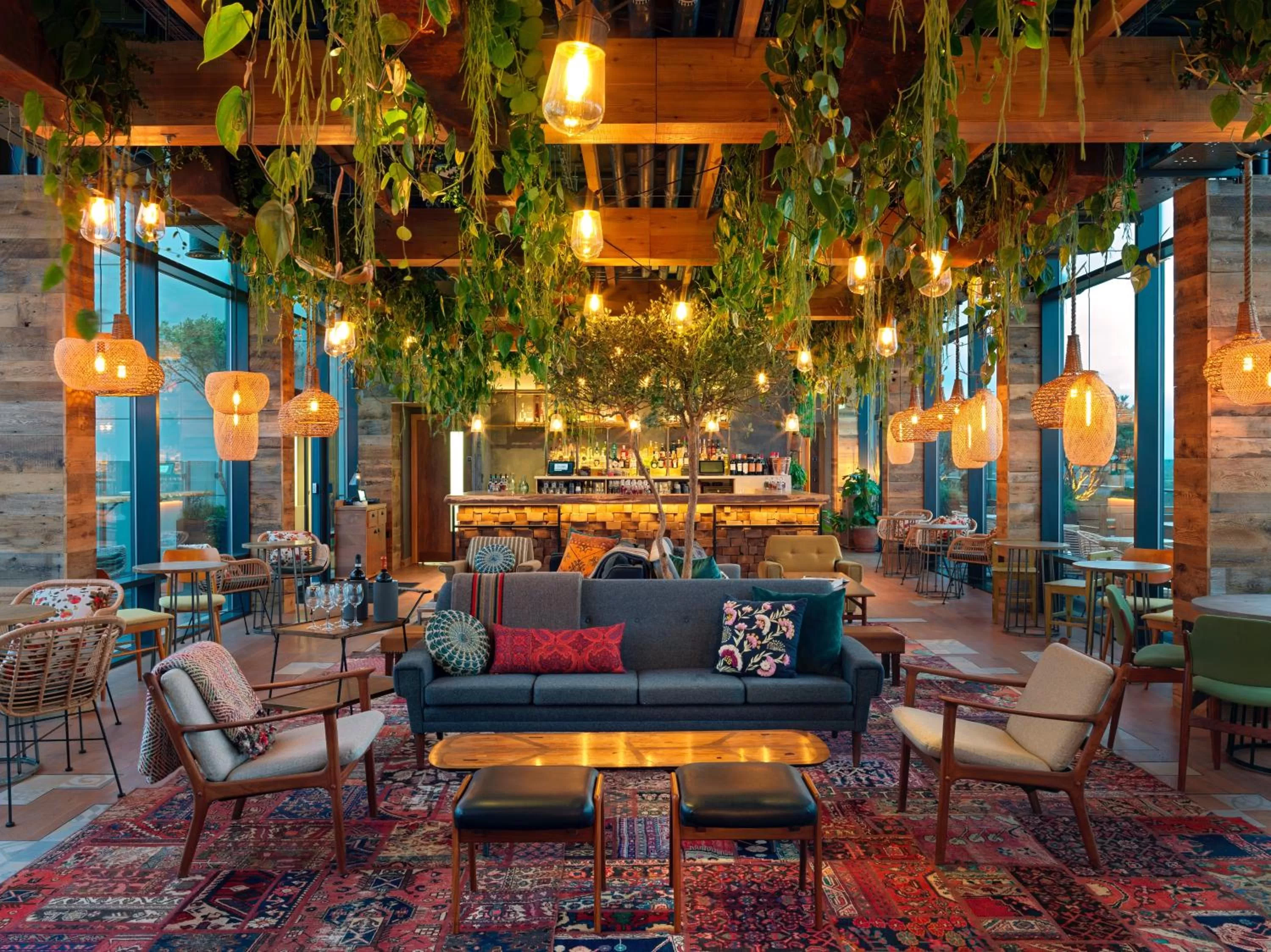 Restaurant/places to eat in Treehouse Hotel London