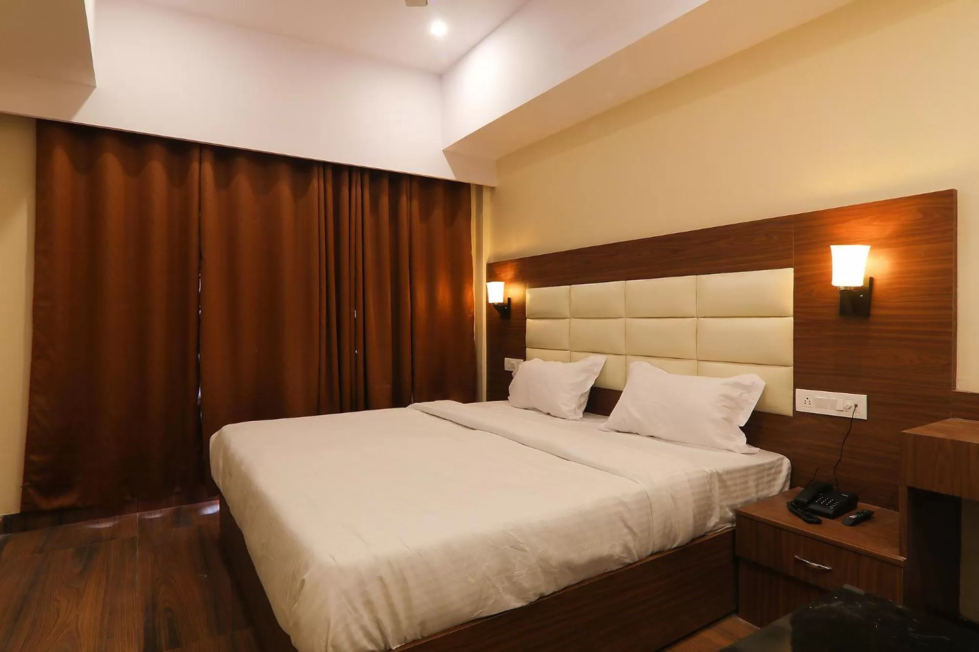 Bed in FabHotel Blueark