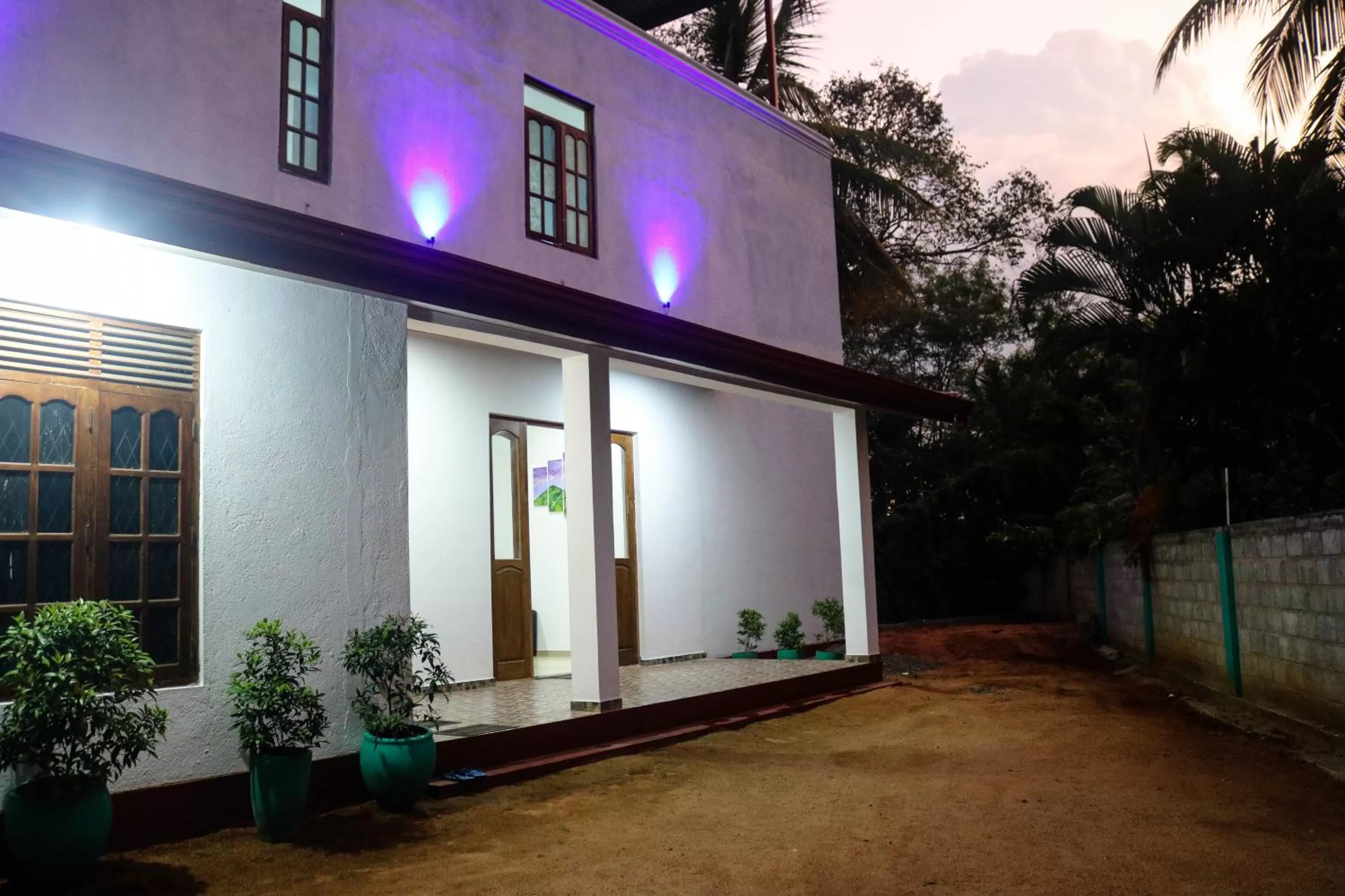 Facade/entrance in Divine Villa