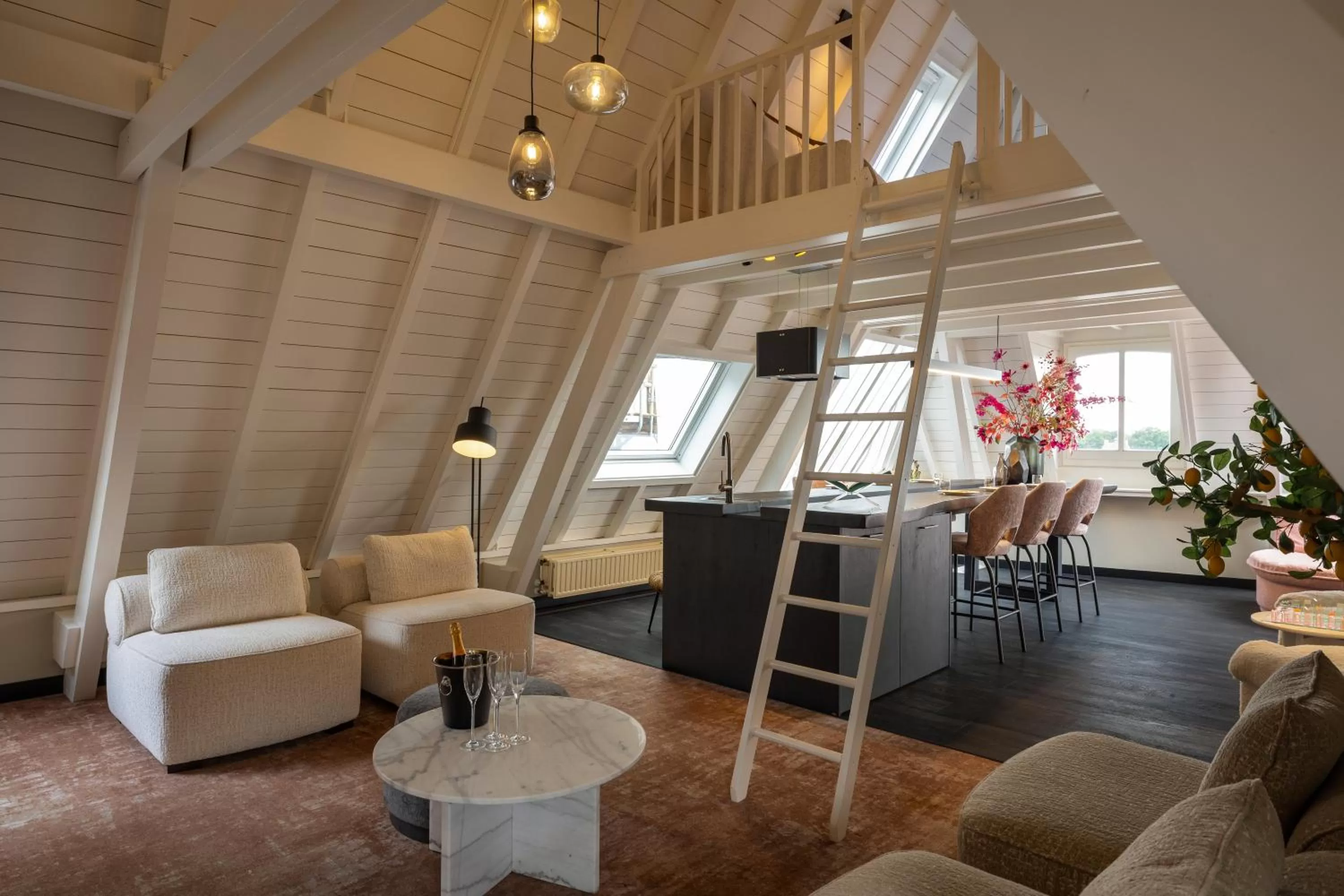 Living room, Seating Area in The Lemon Suites