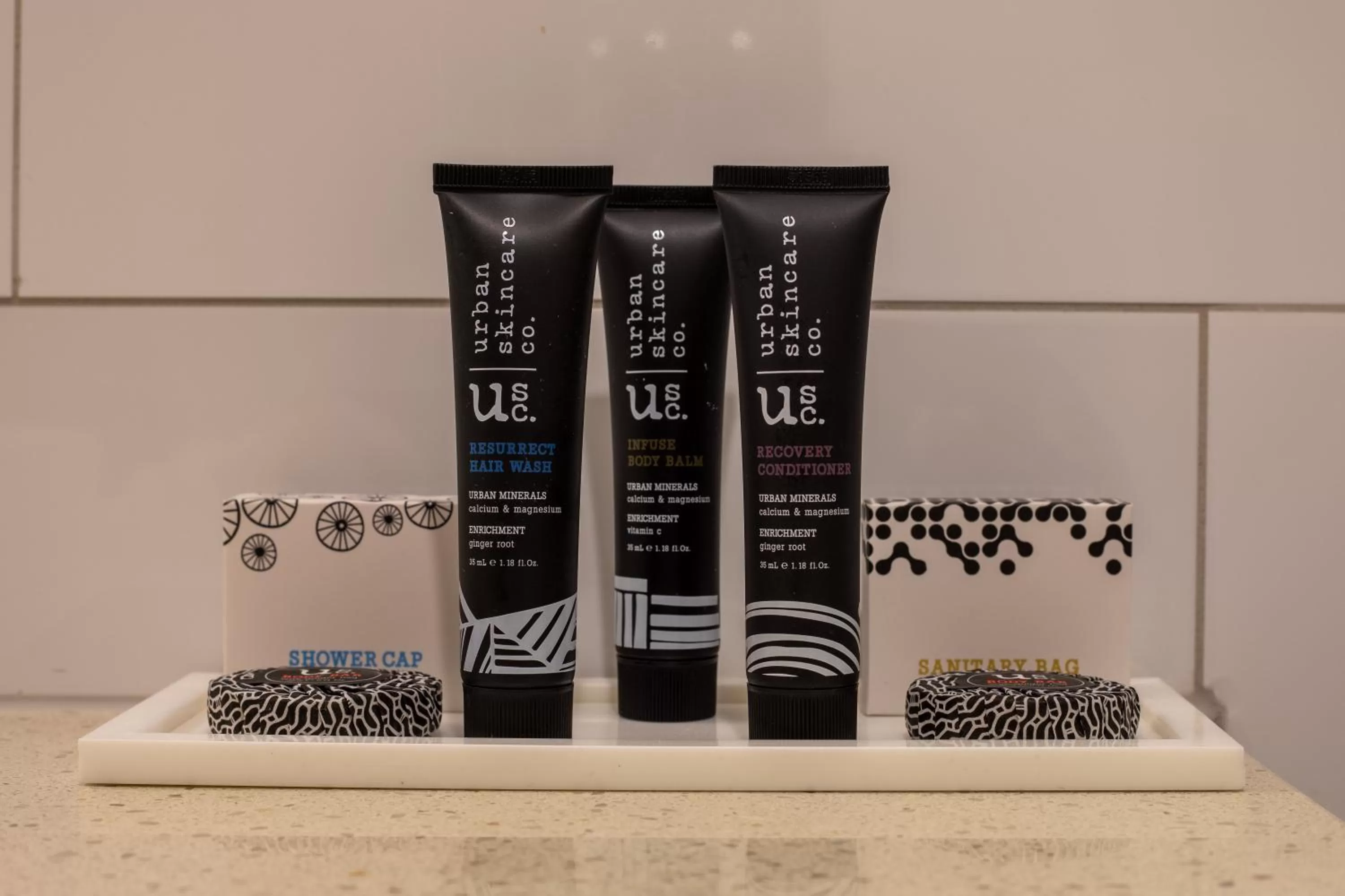 Family Suite with One King Bed and One Queen Bed in Mantra Gladstone