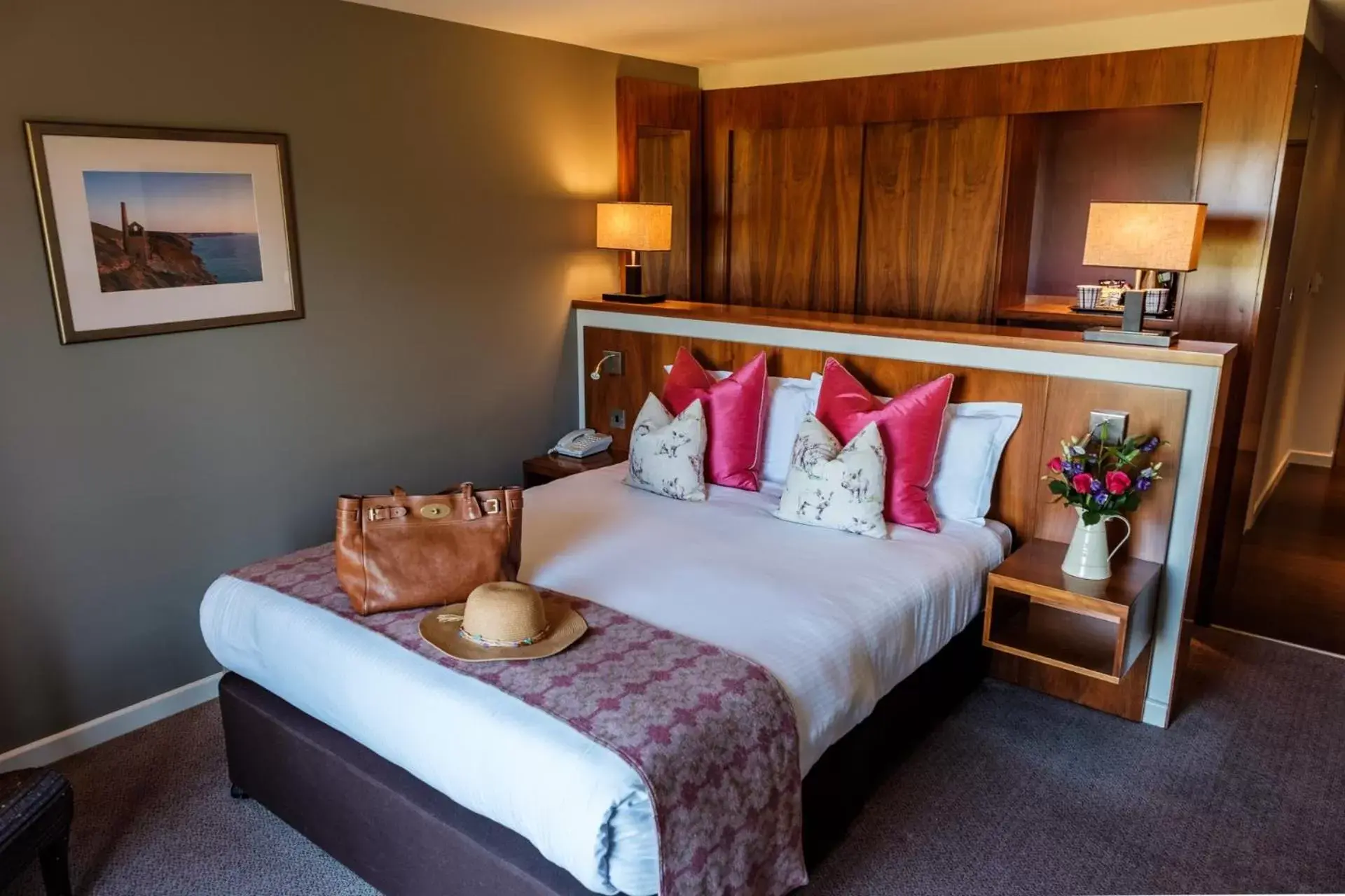 Luxury Double Room in Lanhydrock Hotel & Golf Club Luxury Double Room in Lanhydrock Hotel & Golf Club