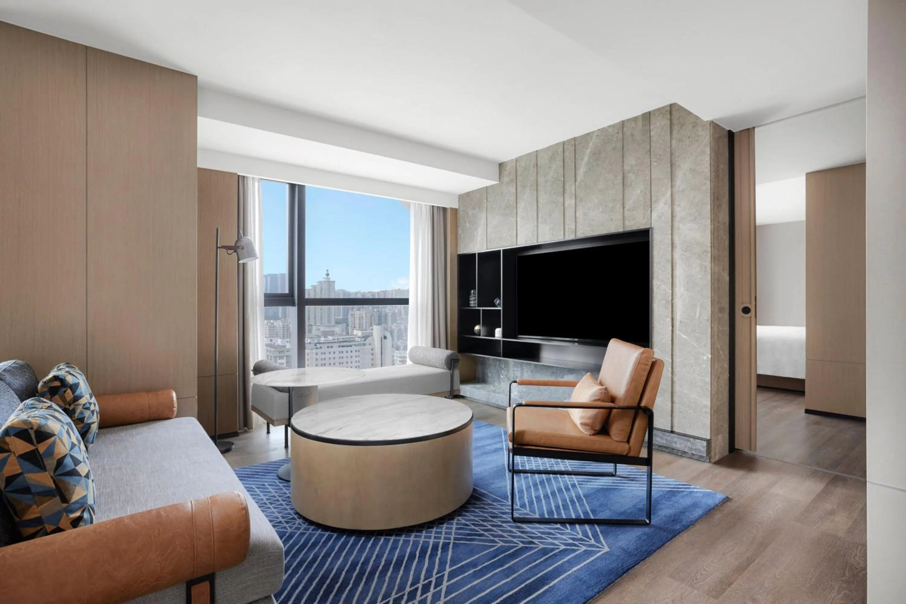 Photo of the whole room in Four Points by Sheraton Shenzhen Bao'an