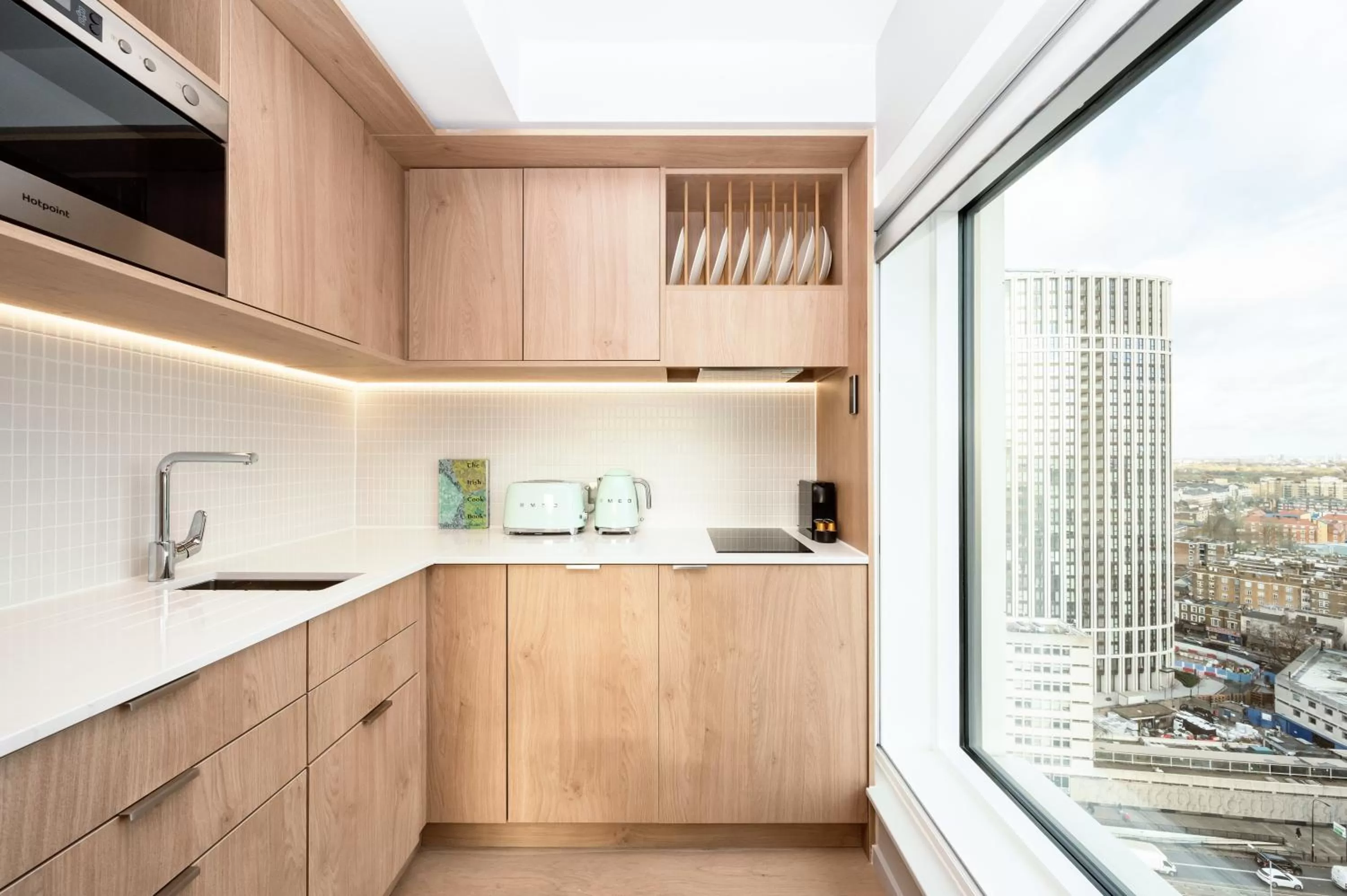 City view in Wilde Aparthotels London Paddington